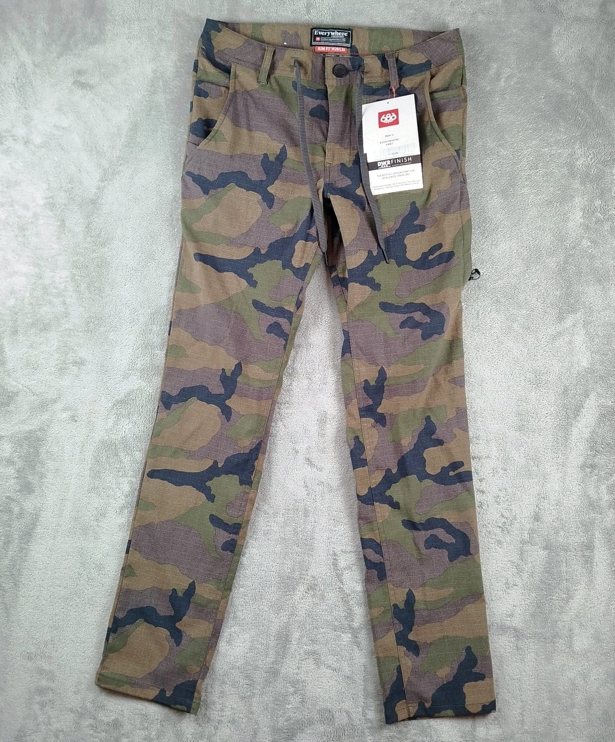 NWT 686 Everywhere Slim Fit Pants Dark Camo Mens 28x30 Hiking Outdoor