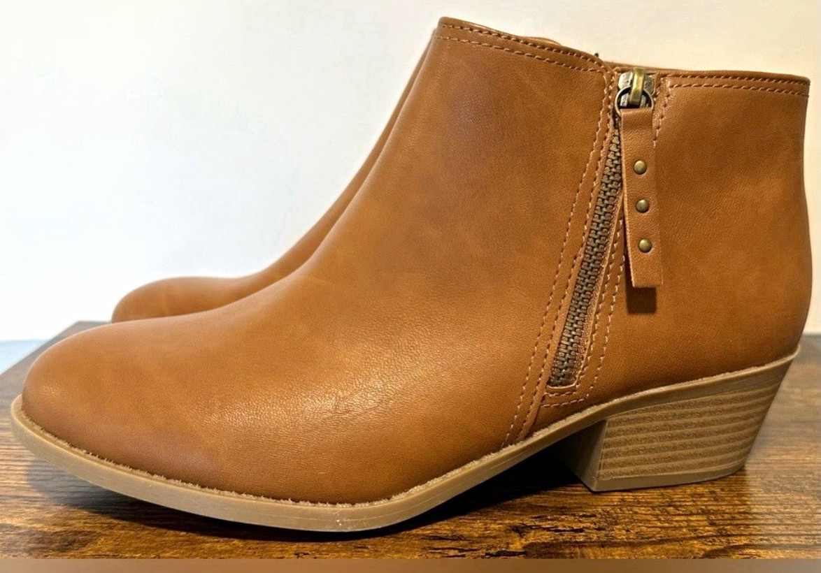 Arizona Jean Co. Arizona Camino Brown Zip Ankle Bootie Memory Foam Round Toe 10 Arizona Jean Co. Arizona Camino Brown Zip Ankle Bootie Memory Foam Round Toe 10