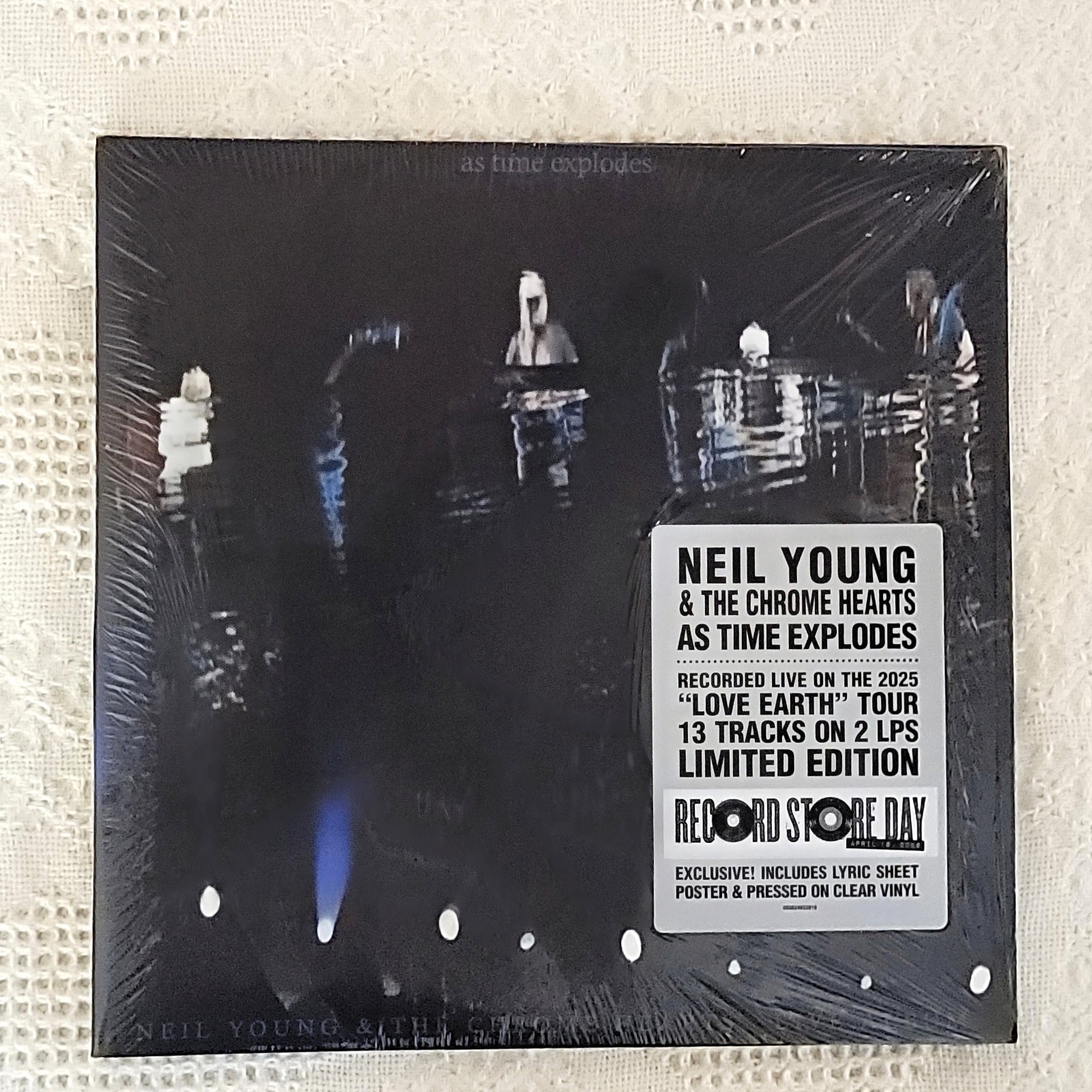 NEIL YOUNG - As Time Explodes Live - Limited Edition CLEAR Vinyl - MINT Sealed