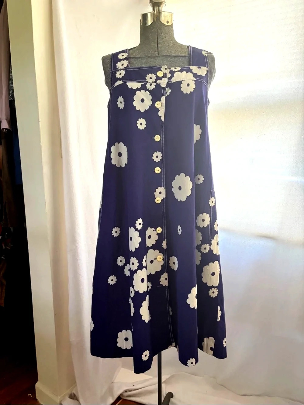 Vintage RARE 60s Merry Finn mod navy floral swing dress
