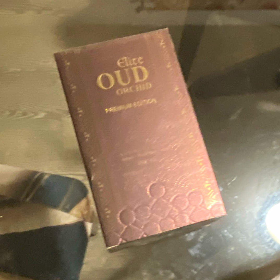 Swiss Arabian Oud Eau de Parfum Spray EDP Long Lasting 3.4 fl oz Regular Swiss Arabian Oud Eau de Parfum Spray EDP Long Lasting 3.4 fl oz Regular