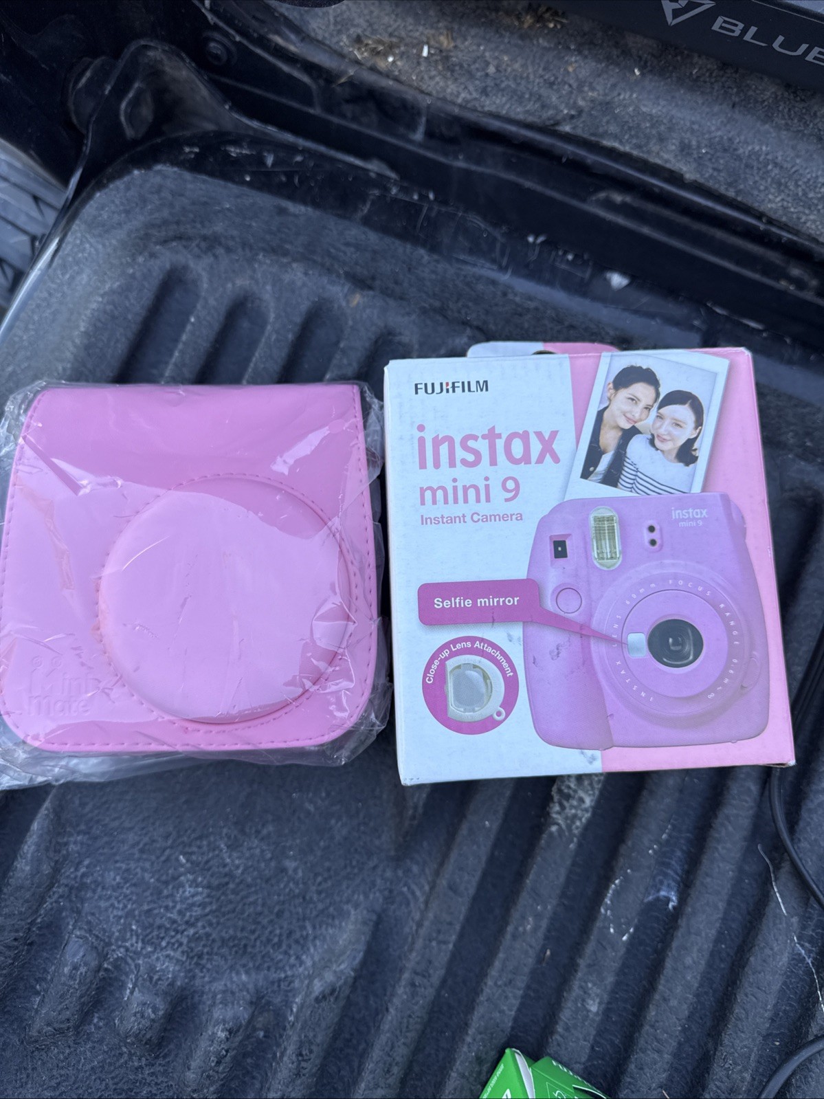 Fujifilm Instax Mini 9 Instant Film Camera - Flamingo Pink Fujifilm Instax Mini 9 Instant Film Camera - Flamingo Pink