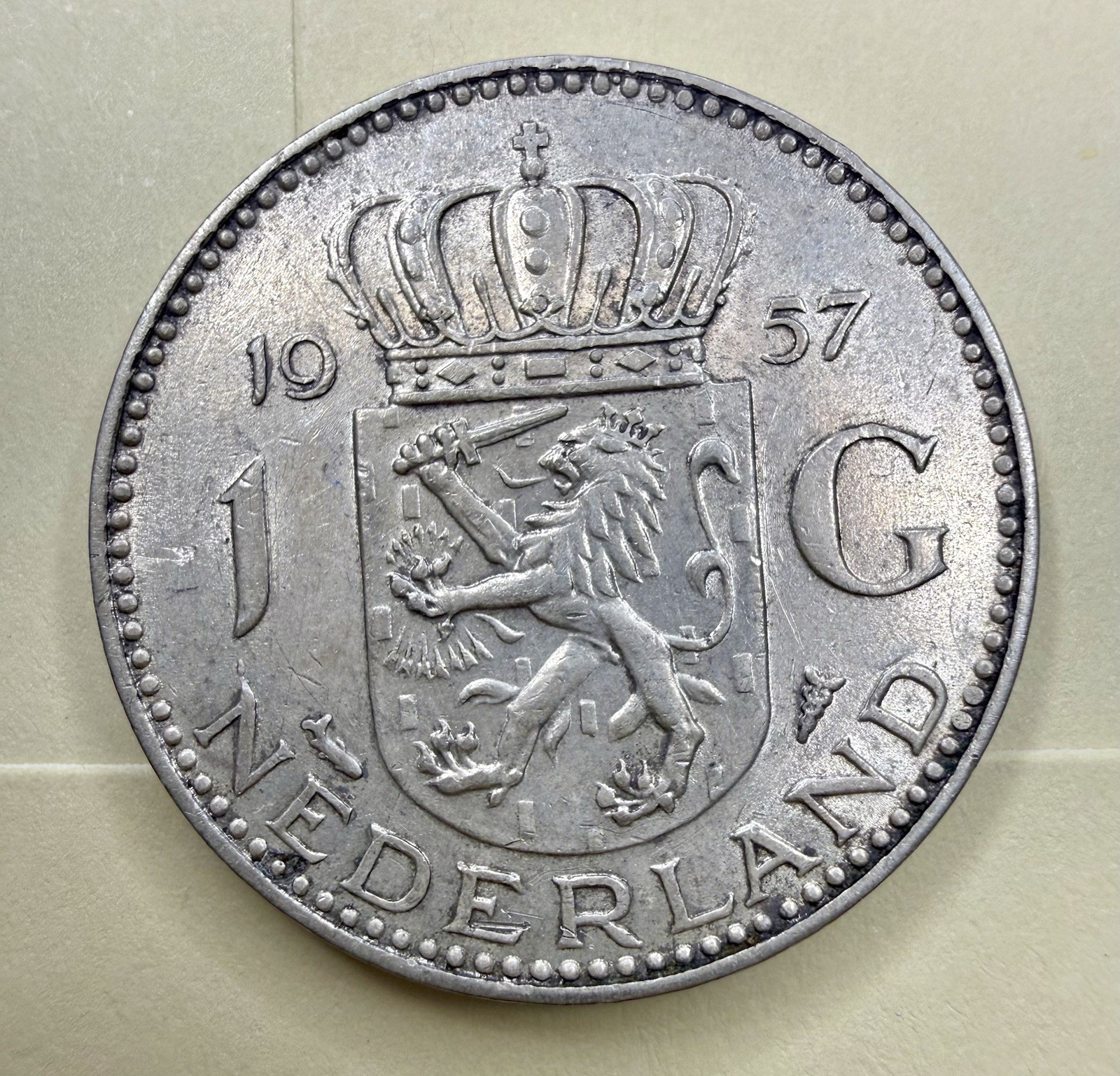 1957 Netherlands 1 Gulden Silver .720 Juliana KM 184