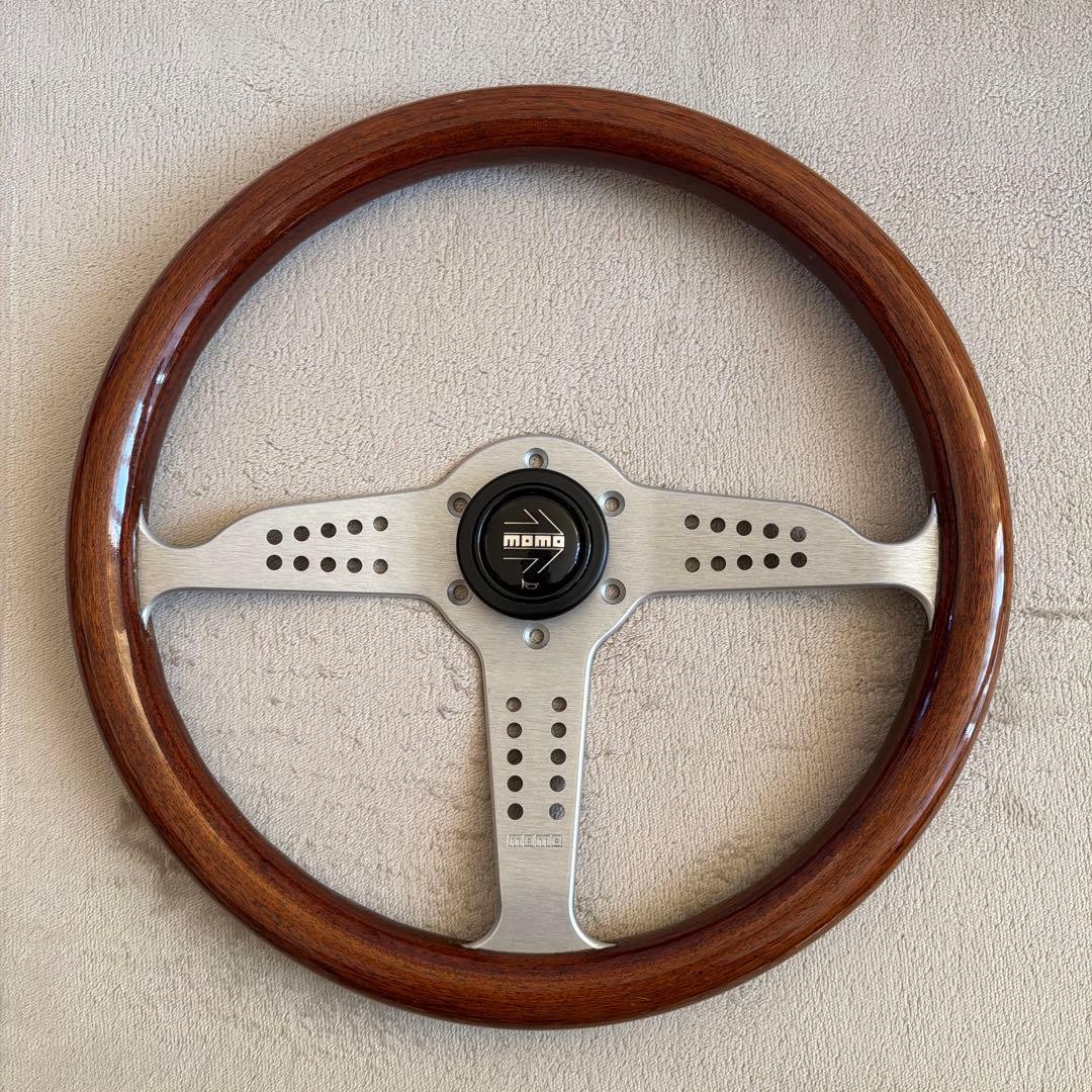 Excellent MOMO Wood Steering Wheel