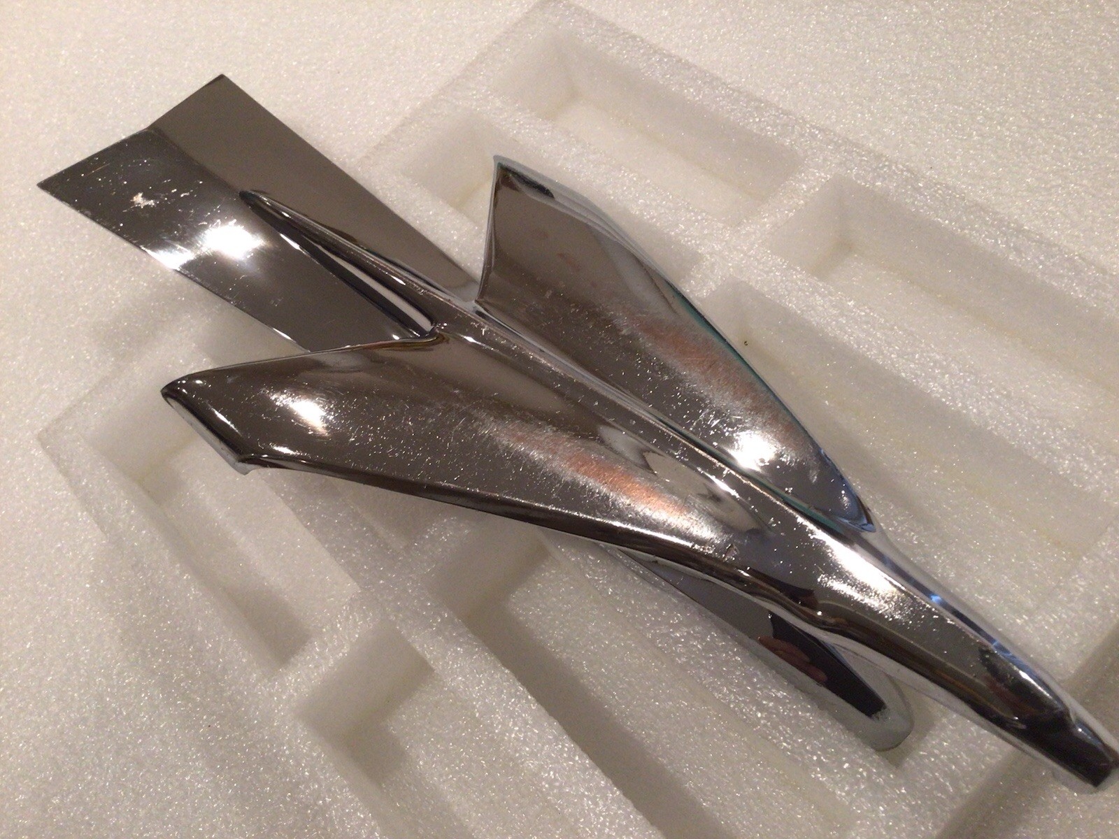vintage 1950's 1954 1955 Chevrolet Chevy pickup truck 3100 hood ornament eagle