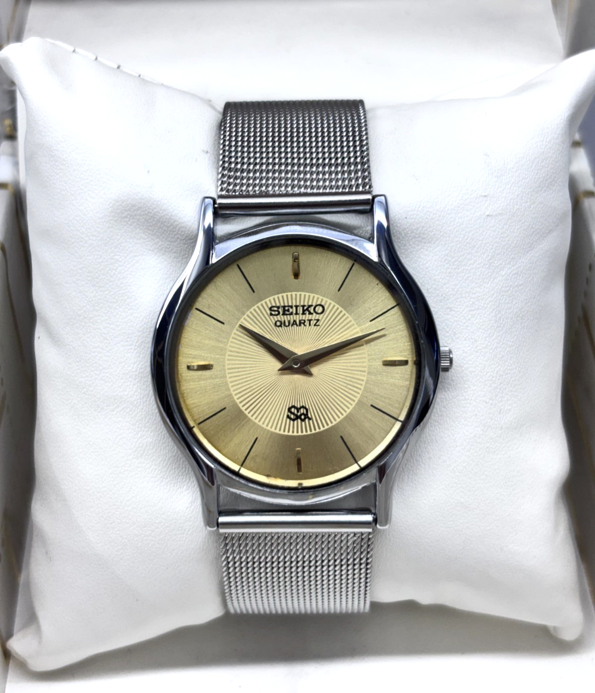 Vintage Refurbished Seiko Slim Tank Golden Quartz Japan Men\'s Wrist Watch