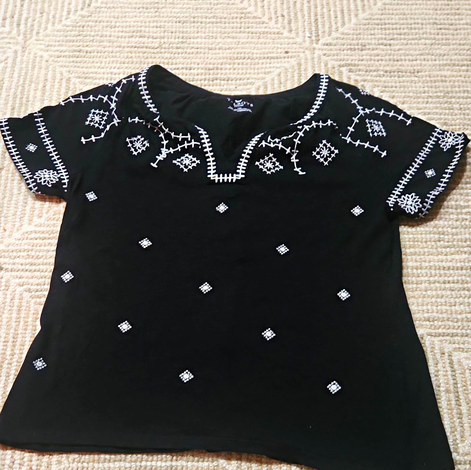 Talbots Women Black/White Embroidered Woven Cotton Split Neck Tunic Blouse M