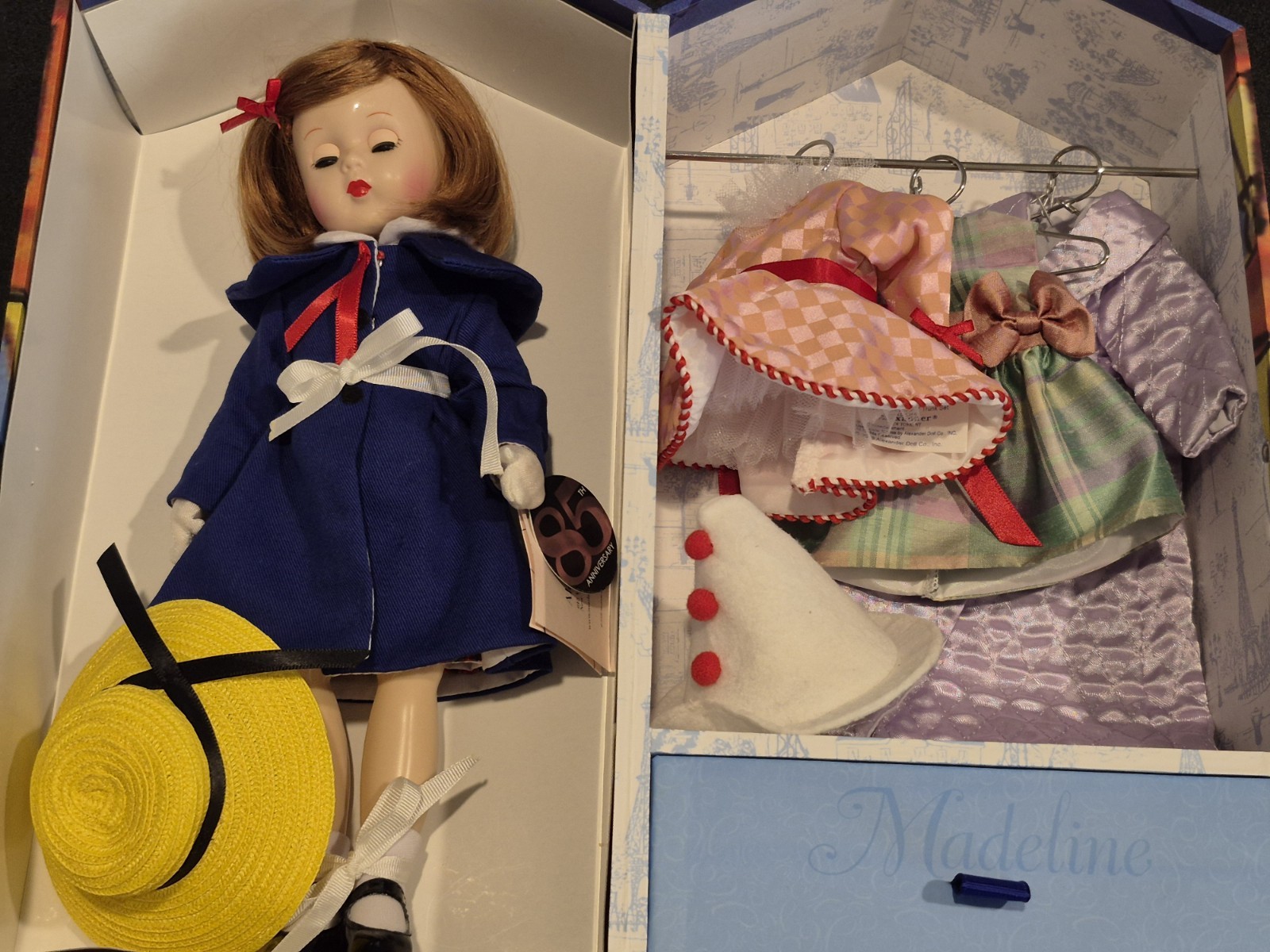 Madame Alexander Lissy as Madeline Trunk Set Doll Clothing Accessories 2008