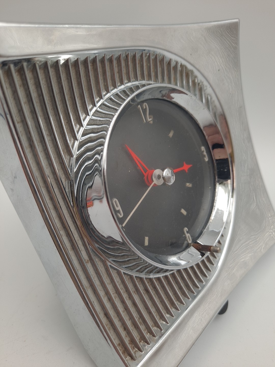 1960 Mercury Dash Clock And  Bezel (28004-A) See Description 
