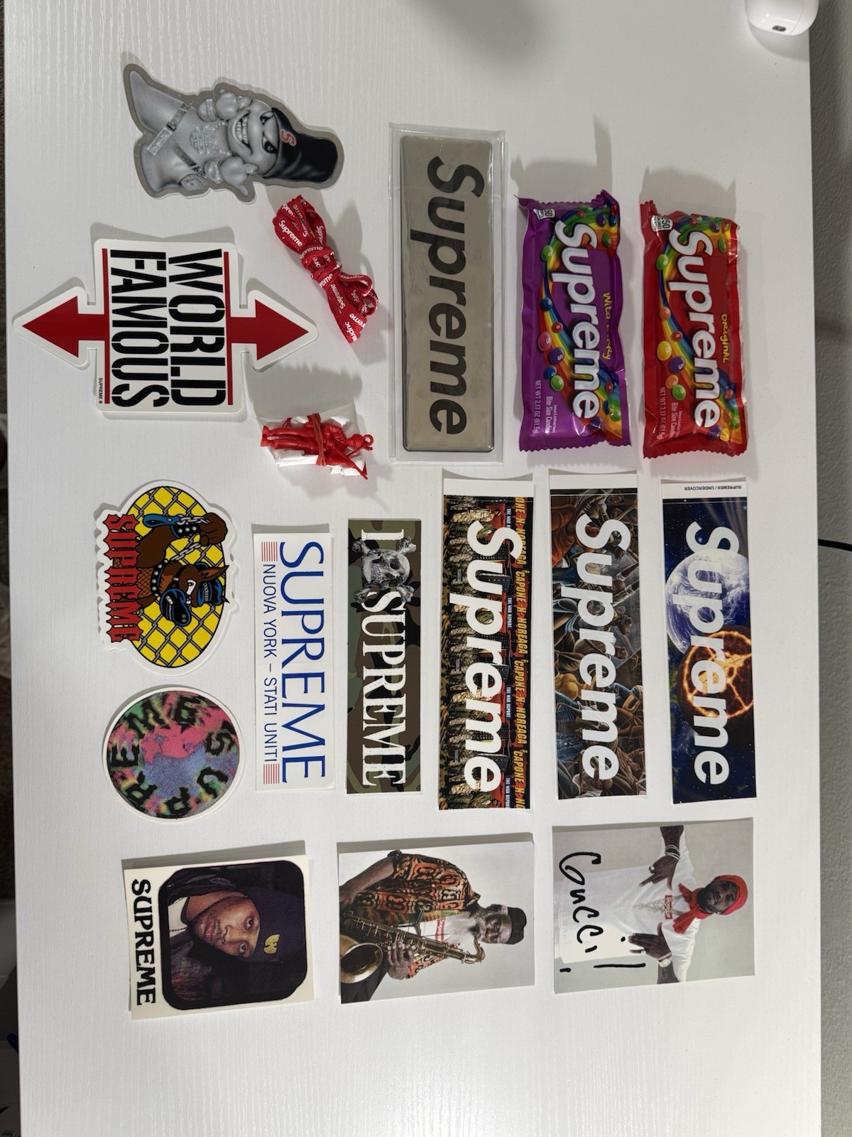 SUPREME 17 ITEM ACCESSORY LOT