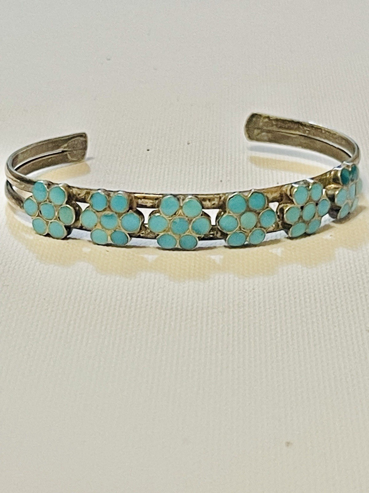 VTG Native American Zuni Sterling Cuff Bracelet Turquoise Flowers Sz 5.75-6” VTG Native American Zuni Sterling Cuff Bracelet Turquoise Flowers Sz 5.75-6”