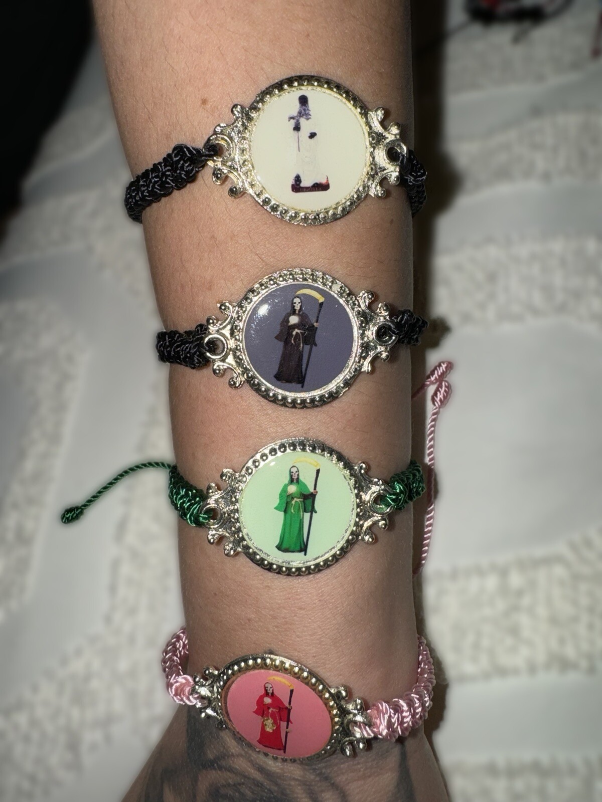 New Pulsera De La Santa Muerte Handmade pink/green Adjustable Bracelet New Pulsera De La Santa Muerte Handmade pink/green Adjustable Bracelet