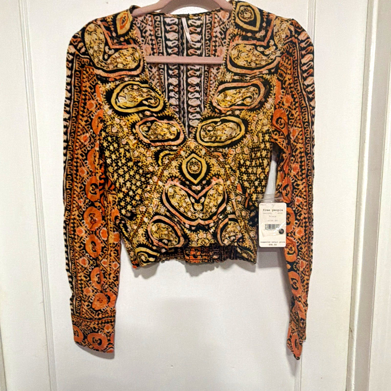 Free People Women’s XS Paisley Boho Blouse Black V-Neck Long Sleeve Free People Women’s XS Paisley Boho Blouse Black V-Neck Long Sleeve