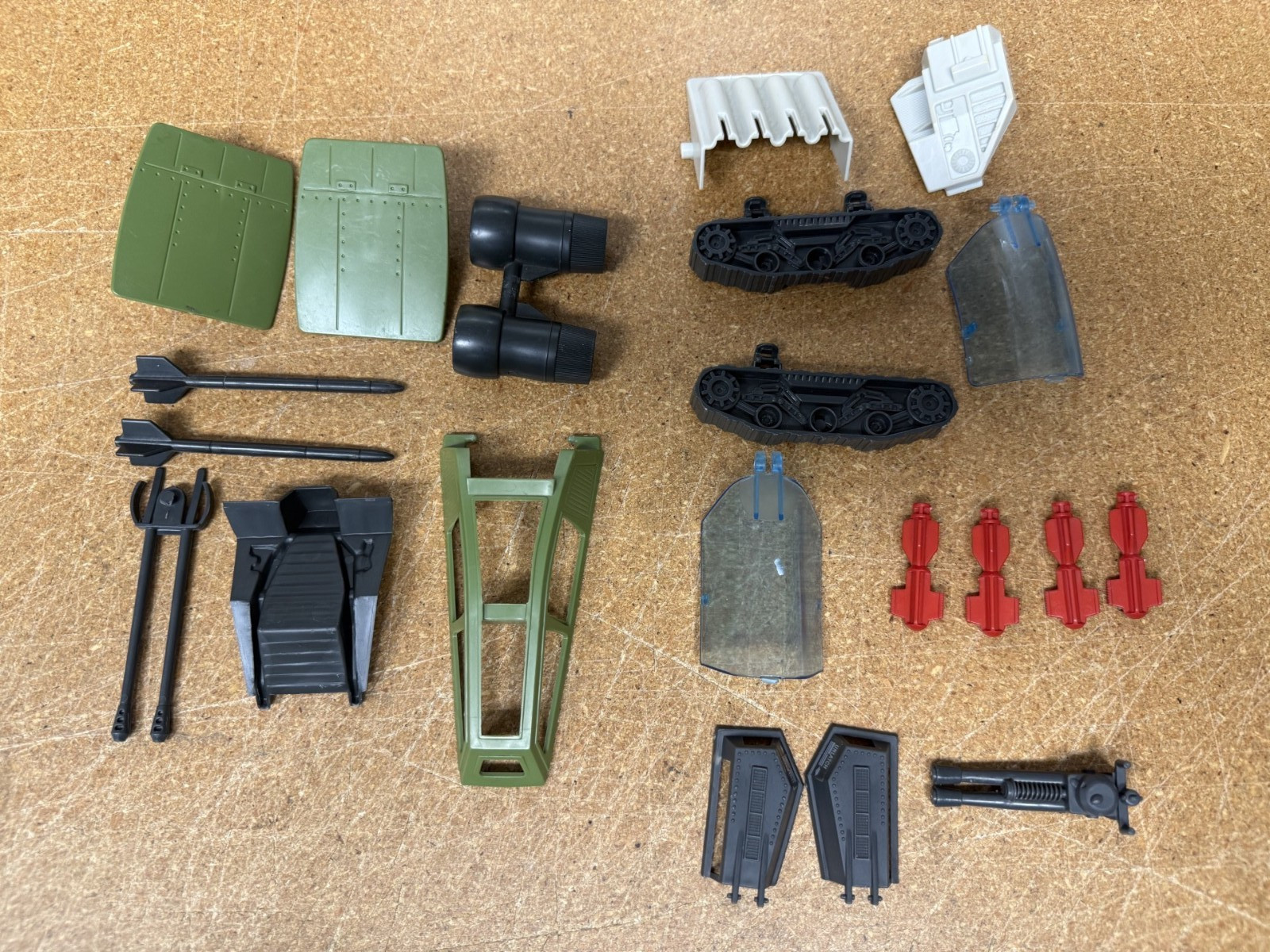 Vintage GI Joe Cobra Wolf, Sky Hawk & Moray Hydrofoil Original Parts 21 Pieces Vintage GI Joe Cobra Wolf, Sky Hawk & Moray Hydrofoil Original Parts 21 Pieces