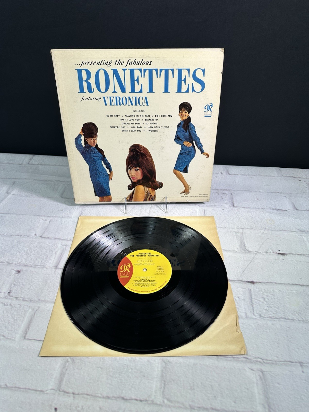 The Ronettes Presenting the Fabulous LP PHLP-4006 Mono Misprint Press VG+