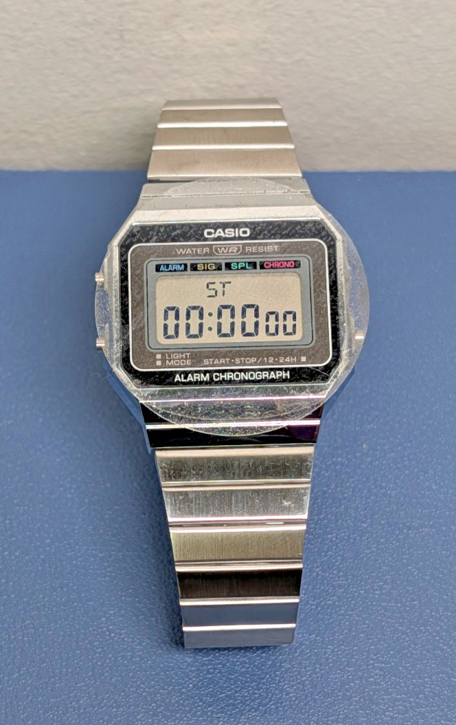 Casio A700W-1A Vintage Digital Watch Silver Stainless Steel New Without Tags