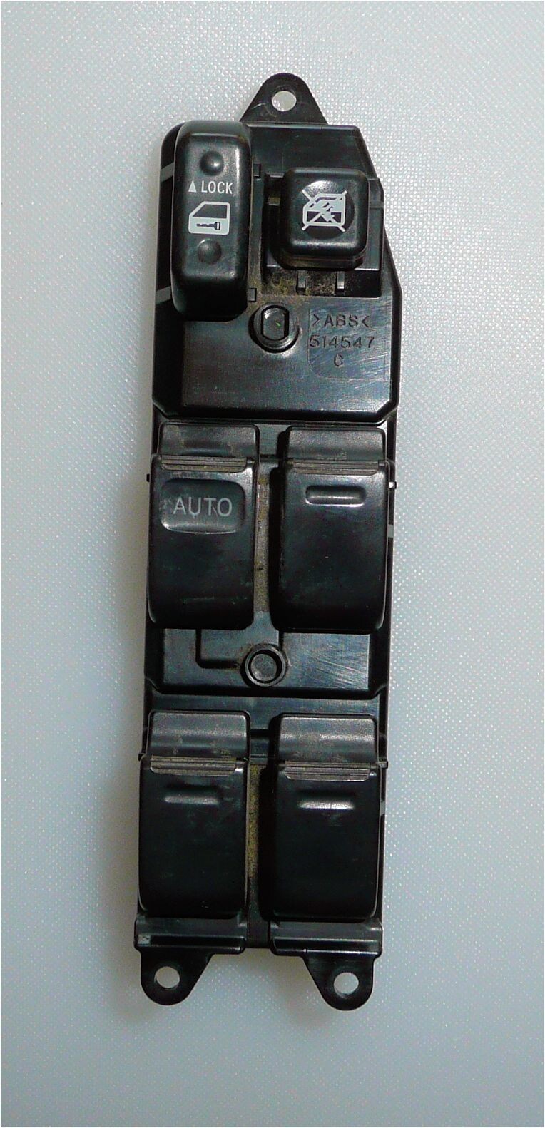 04 2005 06 07 2008 2009 Toyota Prius Master Power Window Switch PN: 84820-47050