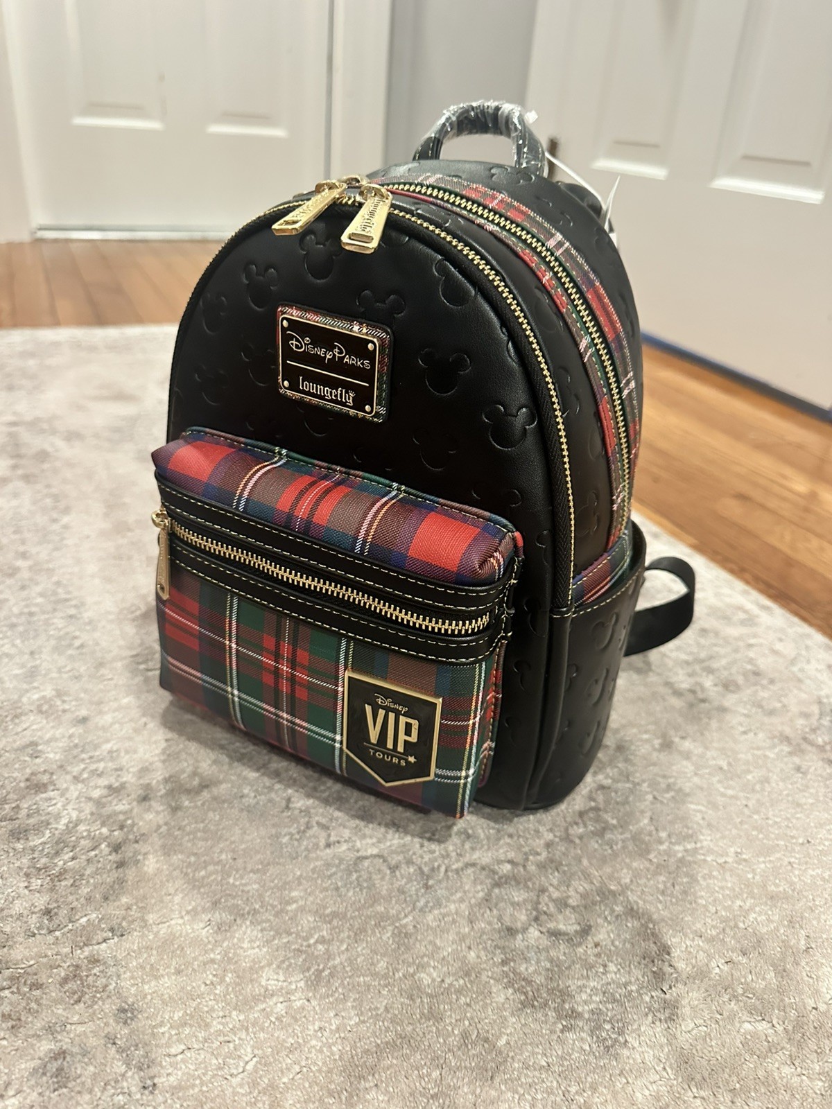 NEW 2026 Loungefly Disney VIP Tours Black Plaid Mini Backpack Rare NWT NEW 2026 Loungefly Disney VIP Tours Black Plaid Mini Backpack Rare NWT
