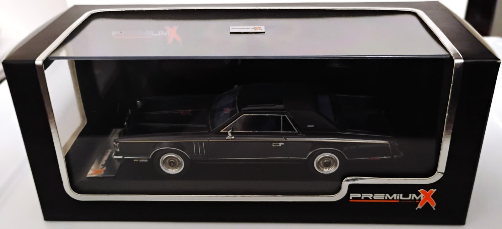 Premium X - 1979 Lincoln Continental Mark V - 1:43 scale VERY RARE Beauty Premium X - 1979 Lincoln Continental Mark V - 1:43 scale VERY RARE Beauty
