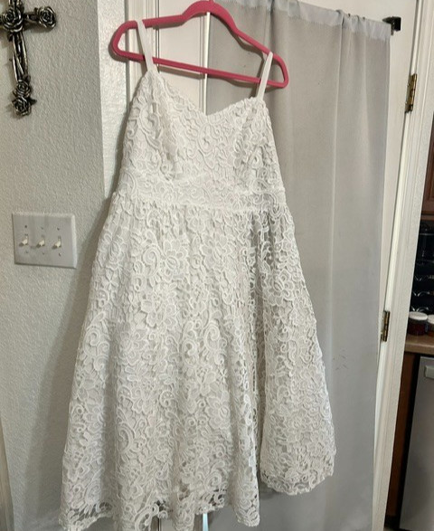 Torrid Midi Crochet Lace Sweetheart Dress – Cloud Dancer – Size 1