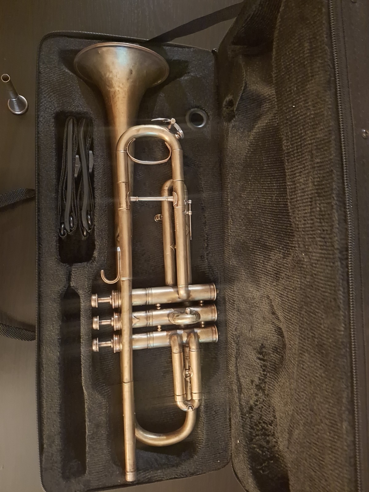 Vintage Couesnon Chateau Thierry Paris Trumpet , Circa 1927. Vintage Couesnon Chateau Thierry Paris Trumpet , Circa 1927.