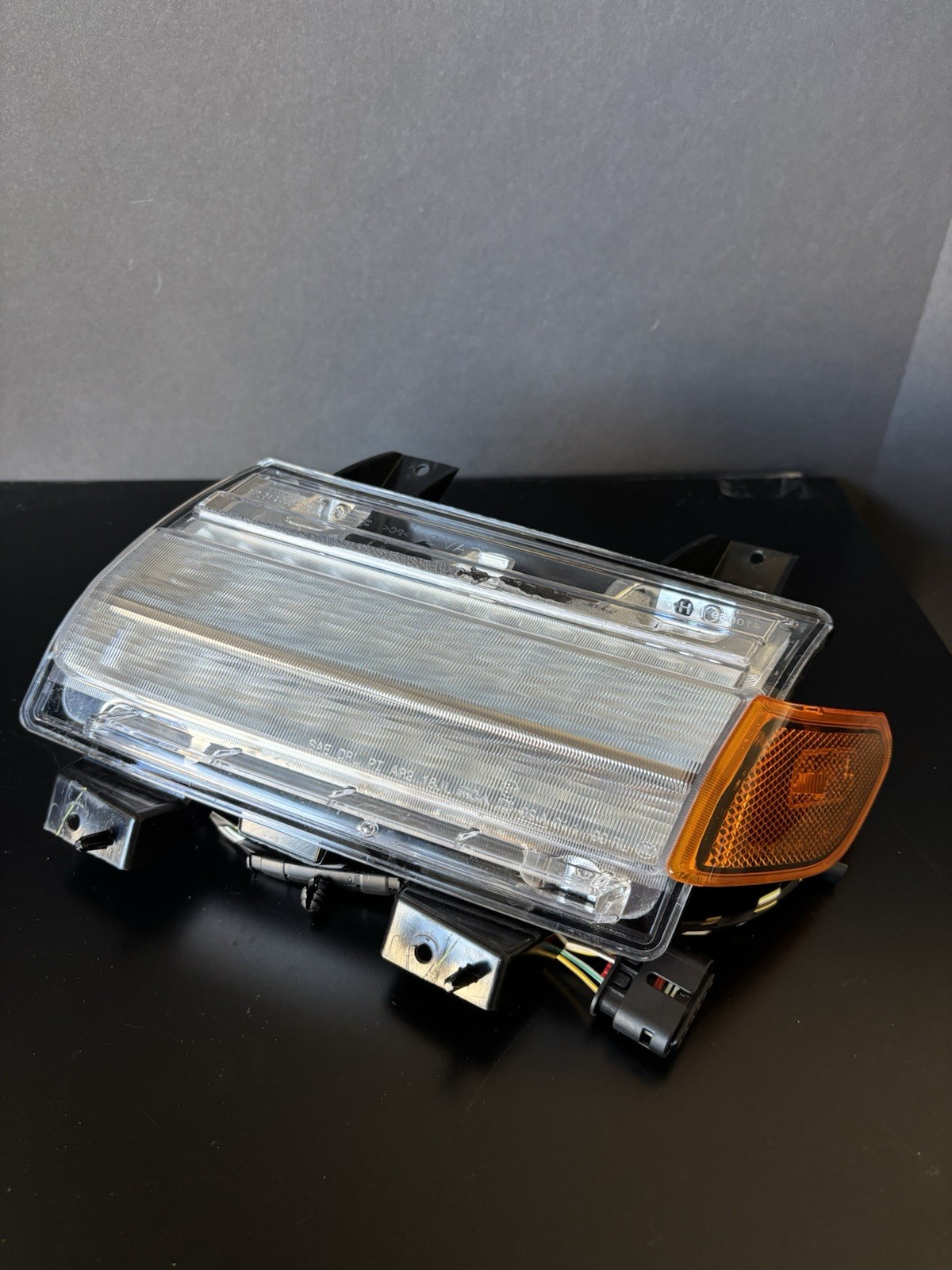 2018-2026 Jeep Wrangler JL JT  Right Park Turn Signal Lamp Mopar 55112884AH