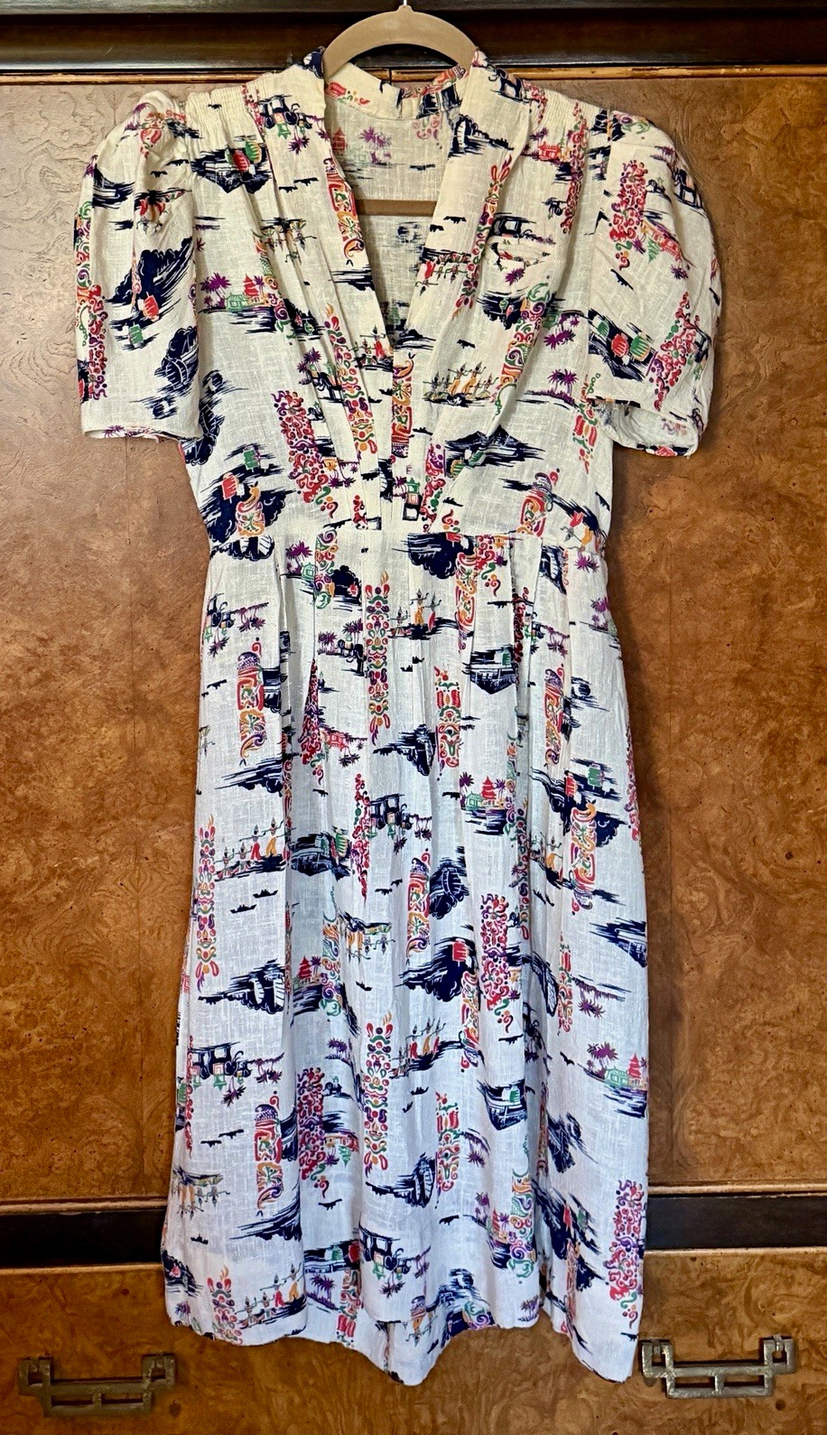 1930s-40s Tropical Asian Thai Print Puff Sleeve Fit & Flair Dress S/XS