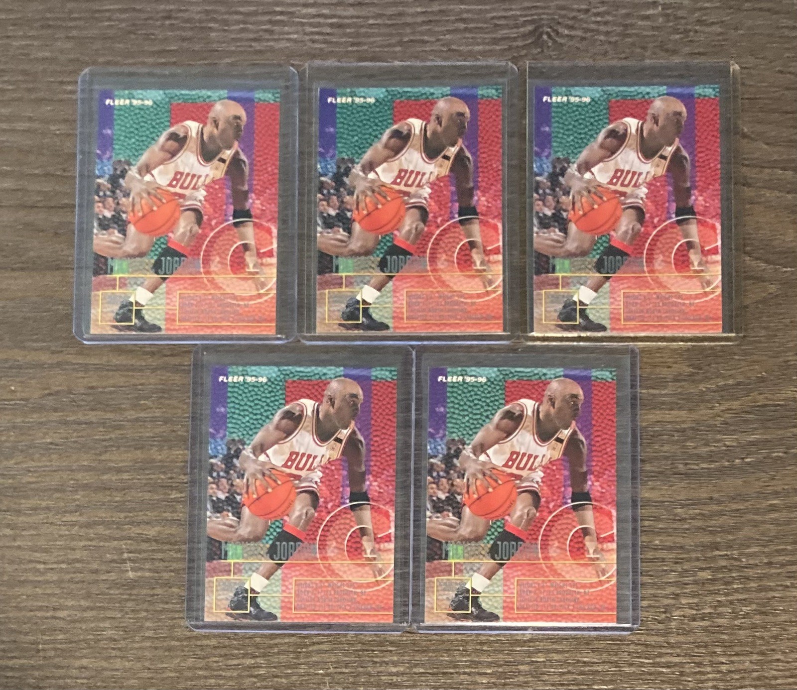1995-96 Fleer #22 Michael Jordan Lot of 5 - Chicago Bulls HOF Superstar GOAT