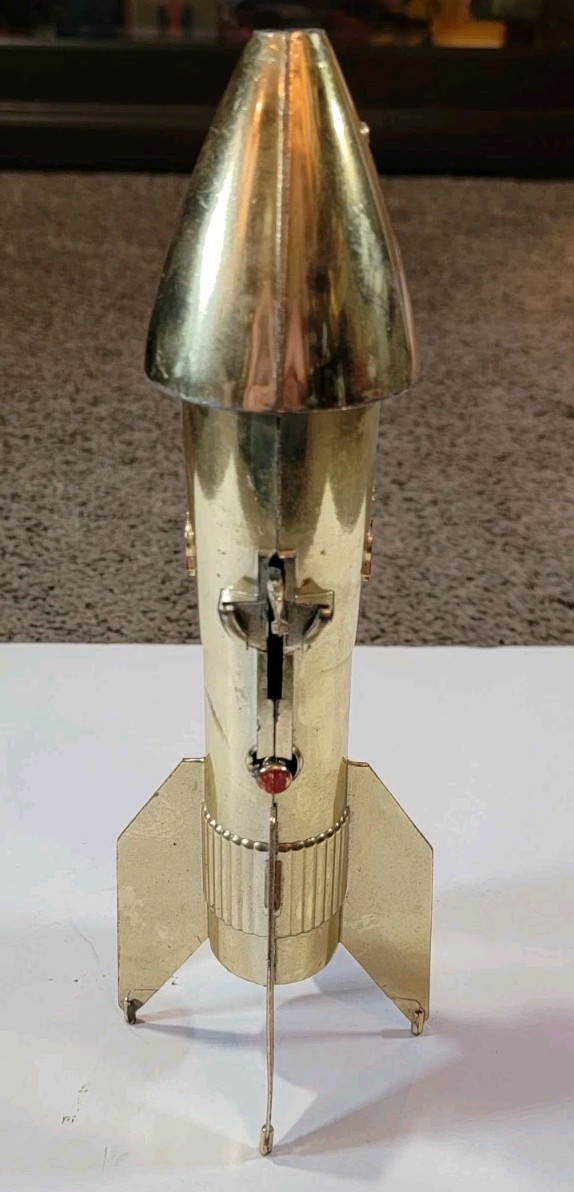 VINTAGE ASTRO MFG ROCKET Gold Tone METAL COIN BANK 60s Space Age First National VINTAGE ASTRO MFG ROCKET Gold Tone METAL COIN BANK 60s Space Age First National