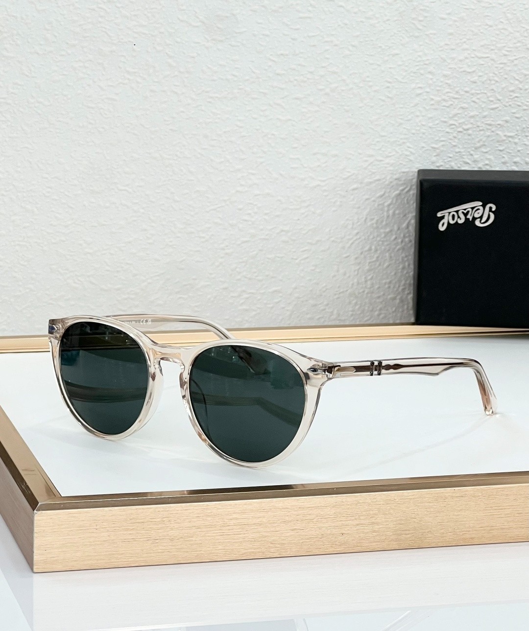 Persol 3152-S Sunglasses Round Frame Vintage Fashion Eyewear 52mm