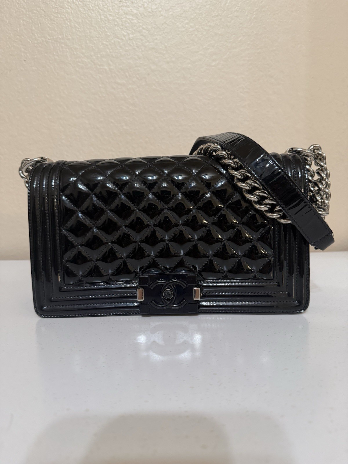 CHANEL Authentic Patent Medium Boy Flap Bag SHW | Plexiglass lock