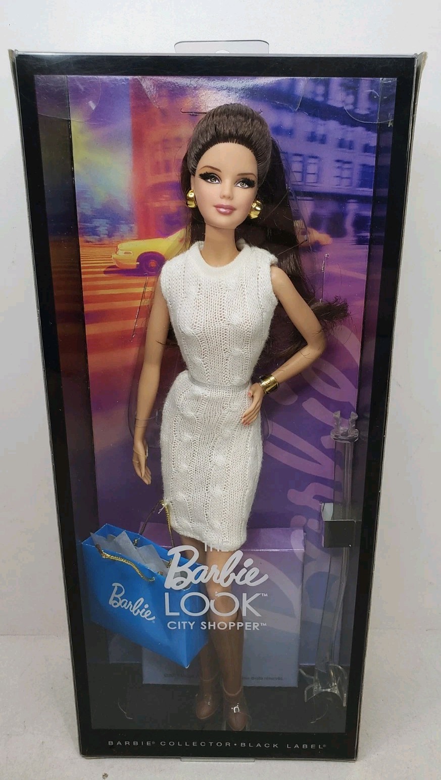 THE BARBIE LOOK CITY SHOPPER BRUNETTE MODEL MUSE DOLL 2012 MATTEL X9196 NRFB 