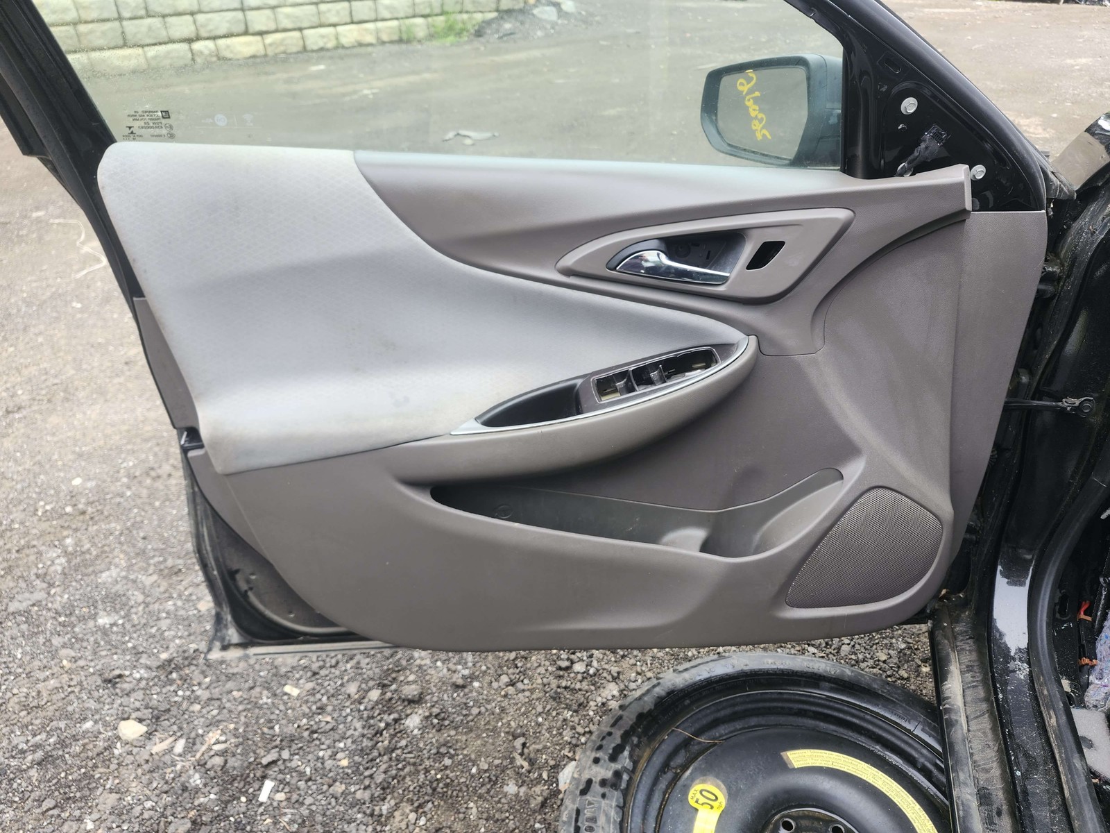 16-25 Chevrolet Malibu OEM Front Door Trim Panel Left Driver Gray Cloth 84810728