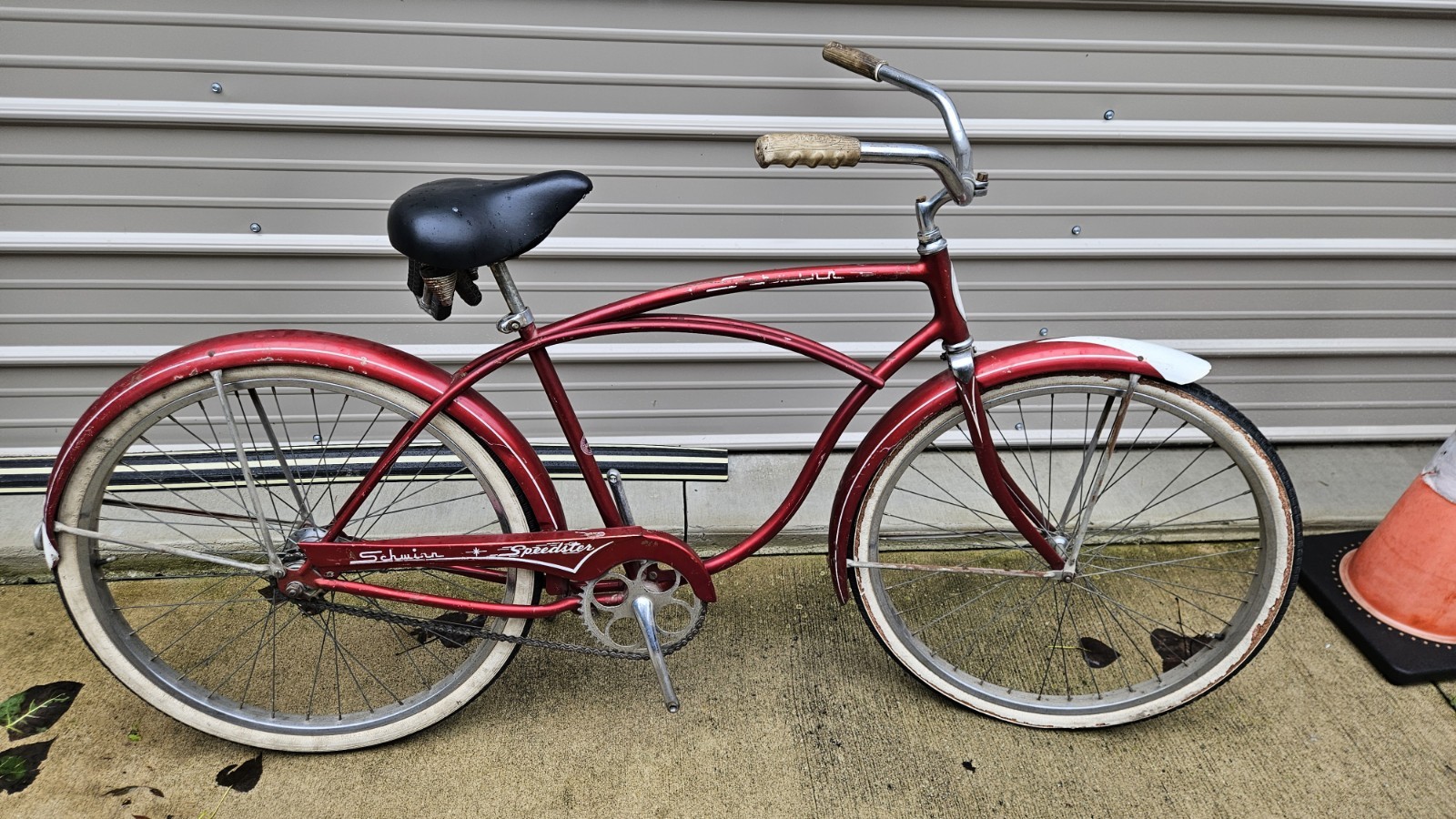 Vintage 1960 Schwinn Speedster 26\