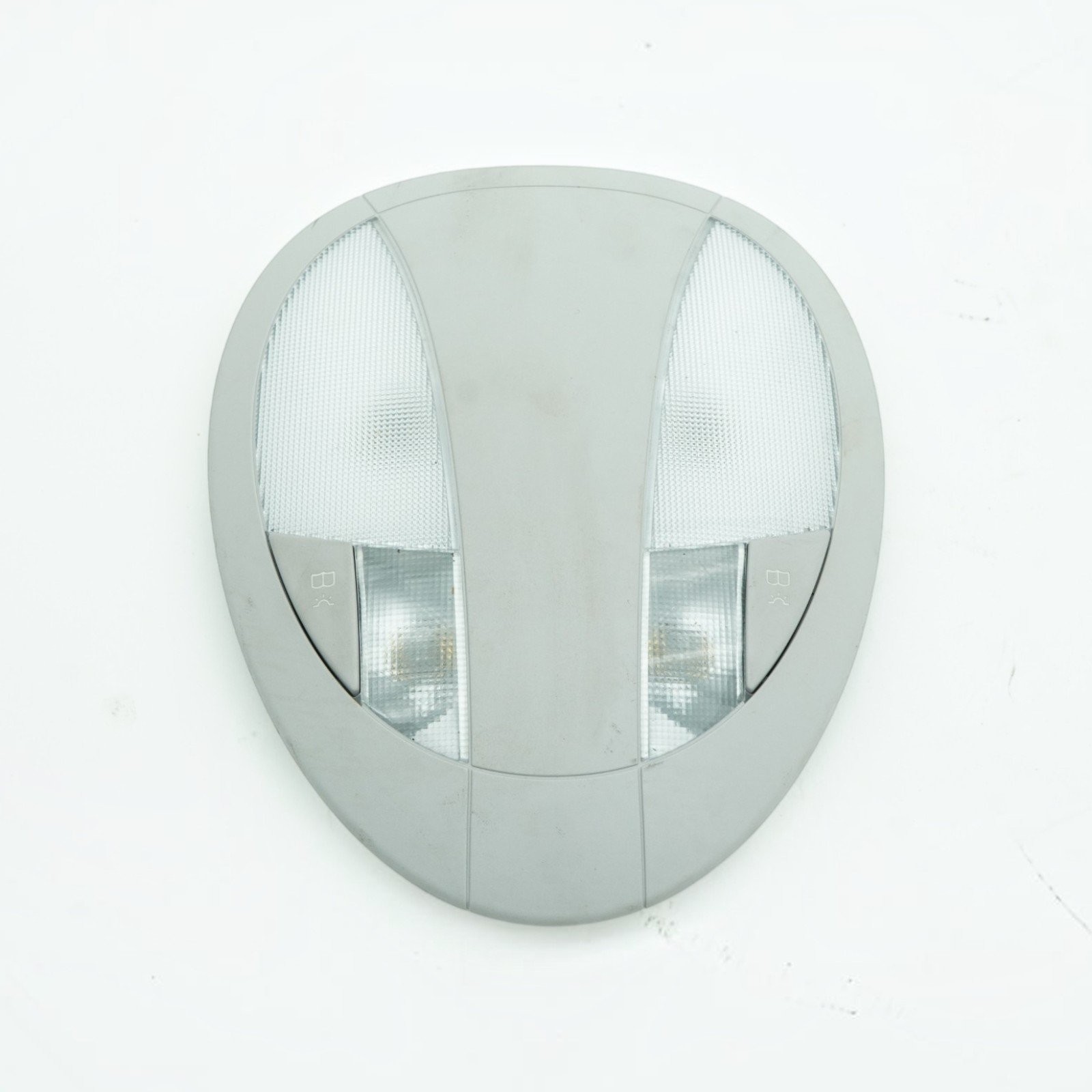 03-09 Mercedes E63 E550 E320 E350 W211 Overhead Console Dome Light A2118209401 03-09 Mercedes E63 E550 E320 E350 W211 Overhead Console Dome Light A2118209401
