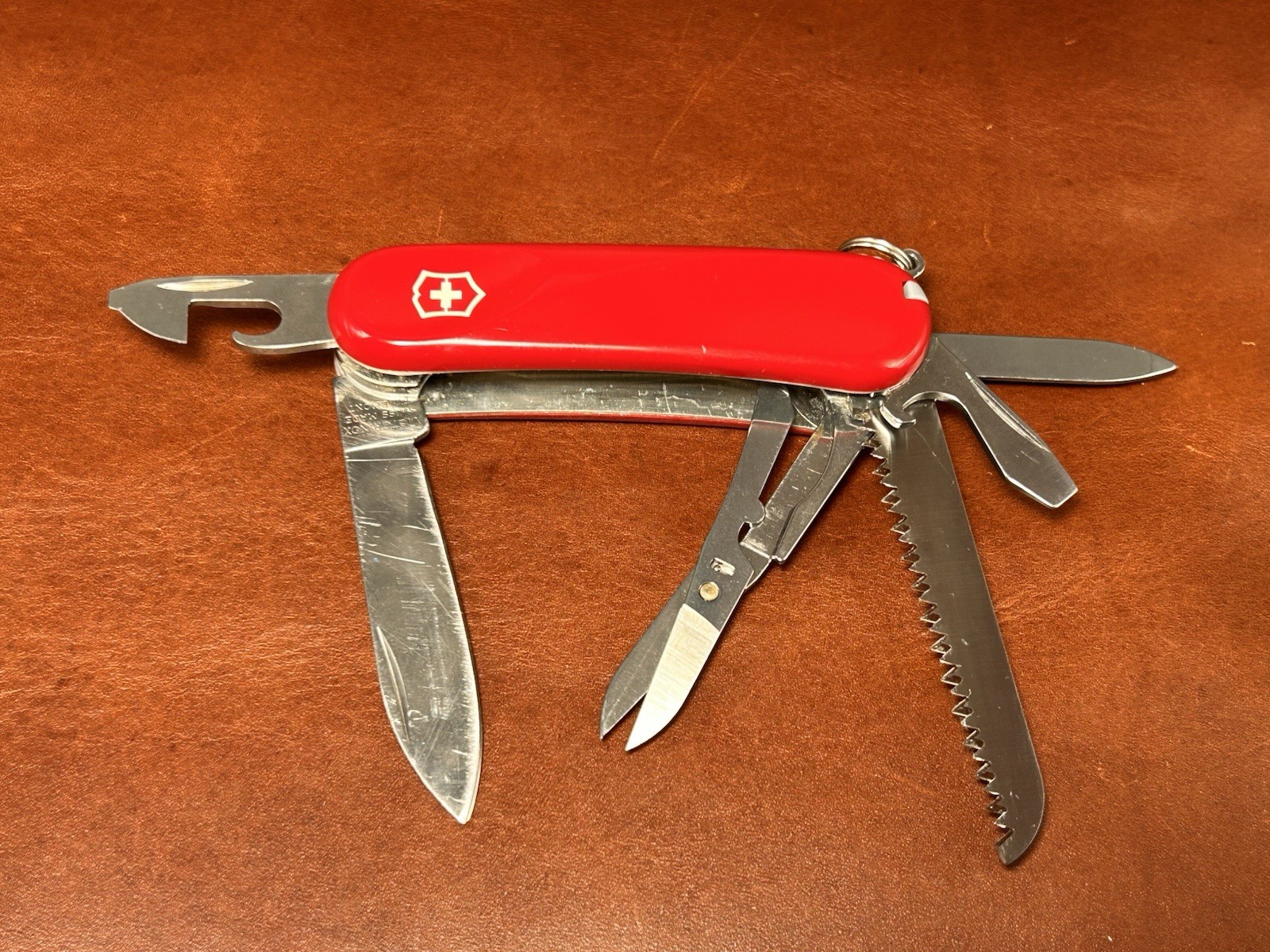 Victorinox Delemont Evolution 18 Evo 18 Folding Pocket Knife Multi Tool Red