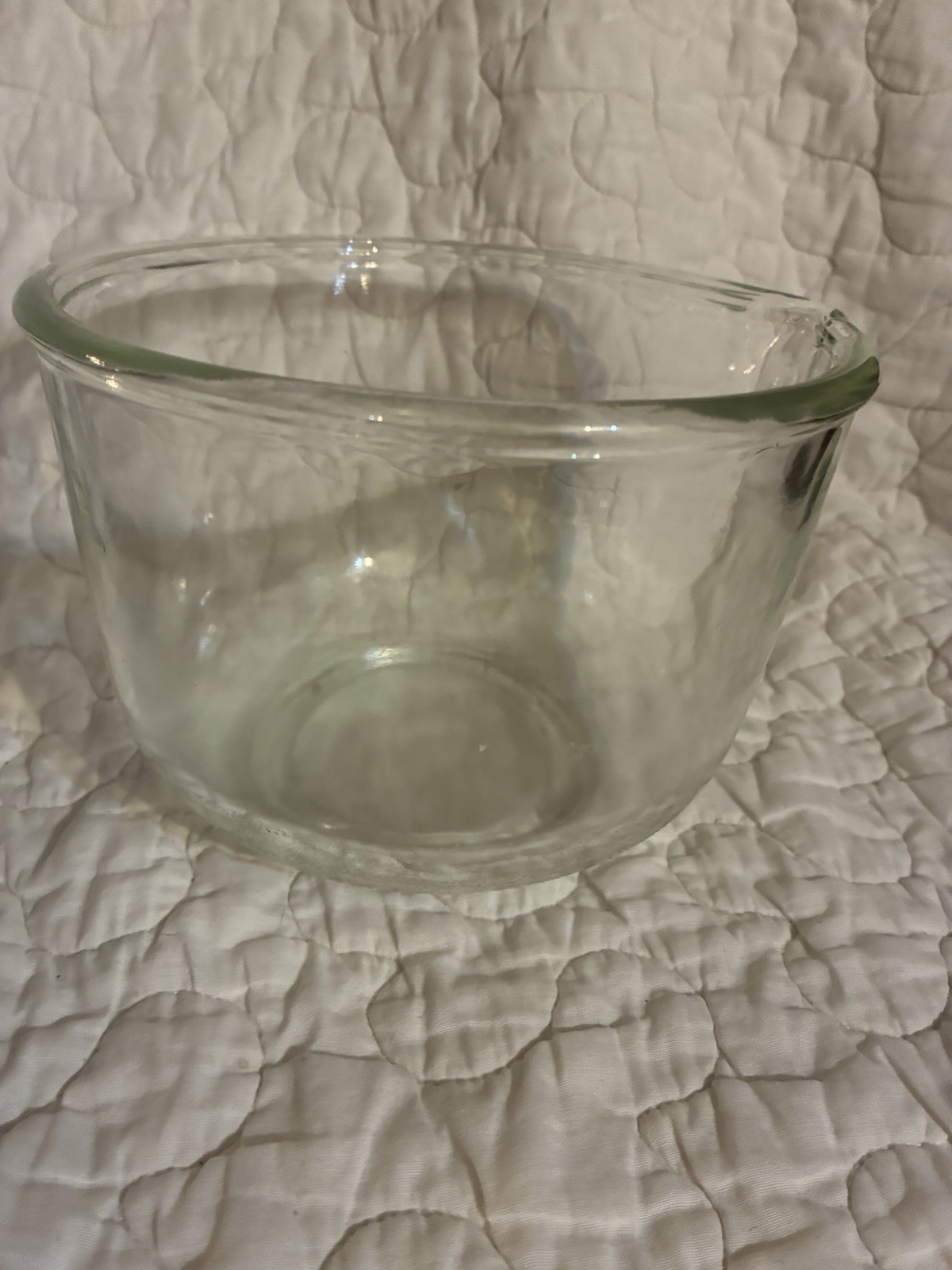Vintage Sunbeam Mixmaster Glass Mixing Bowl for Stand Mixer w pebbled texture Vintage Sunbeam Mixmaster Glass Mixing Bowl for Stand Mixer w pebbled texture