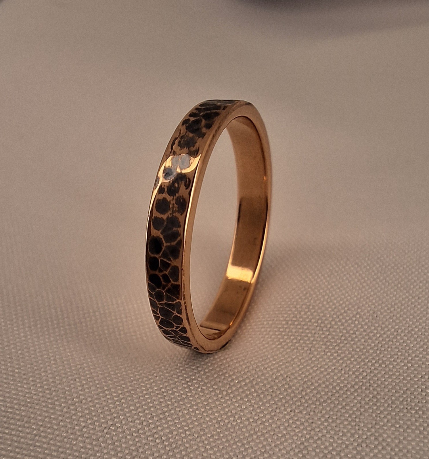 Hand Made Solid Copper Healing Ring. 3mm width Hammered Oxydized finish