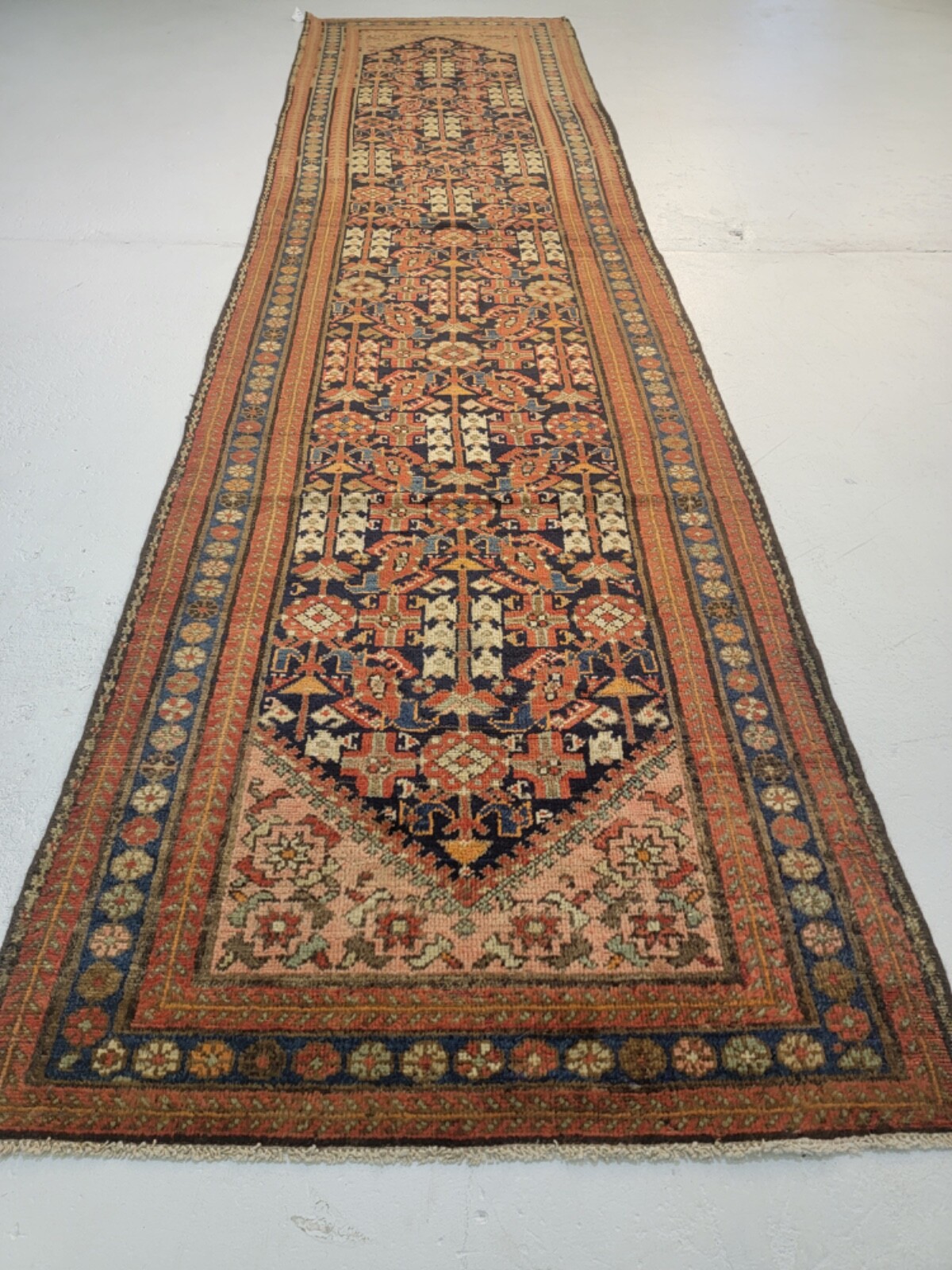 Antique Oriental Hand-Knotted Wool Runner Rare Collectible Malayer 3\'5\