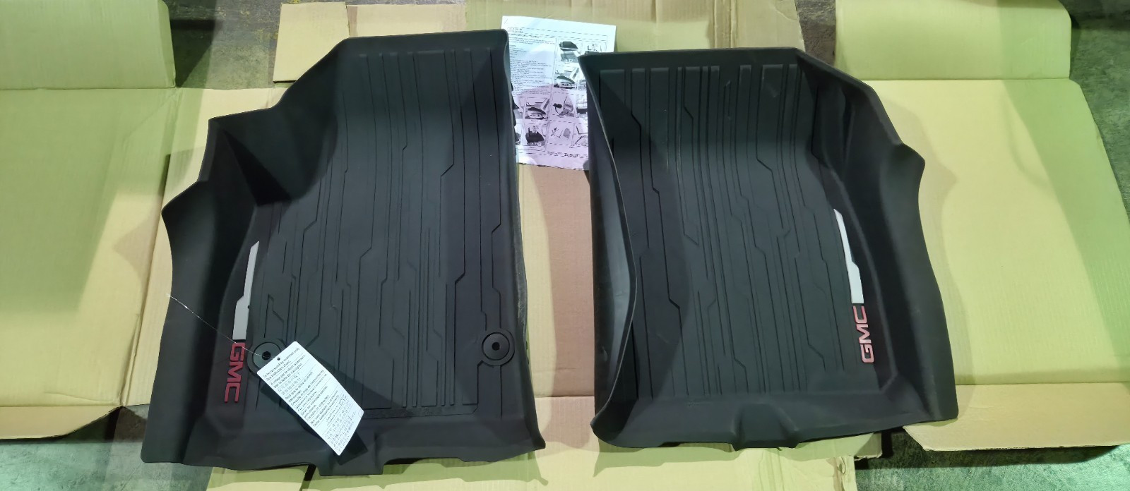 NEW OEM 17-23 Acadia Front and Rear All Weather Floor Liners 23356364 & 84369001