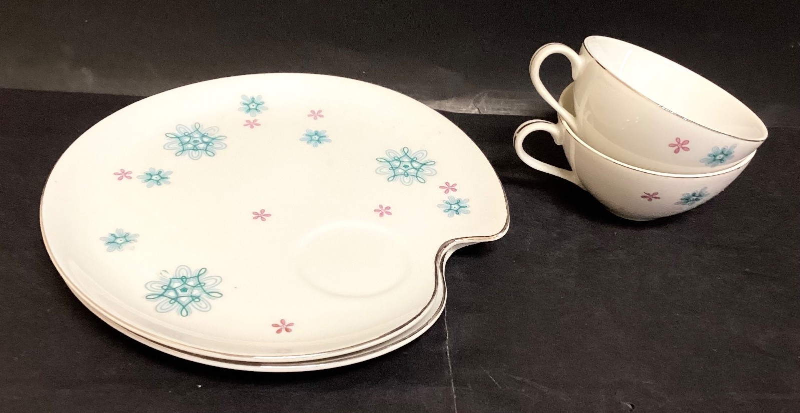 Lot of 4, Serves 2 Vintage Shafford MCM Atomic Starburst Saucer & Tea/Coffee Cup