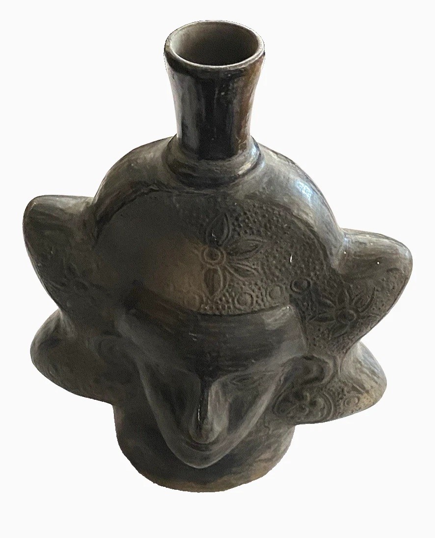 Chimu Sicán Pre-Columbian Style Blackware Pottery Effigy Vessel Peru Vintage
