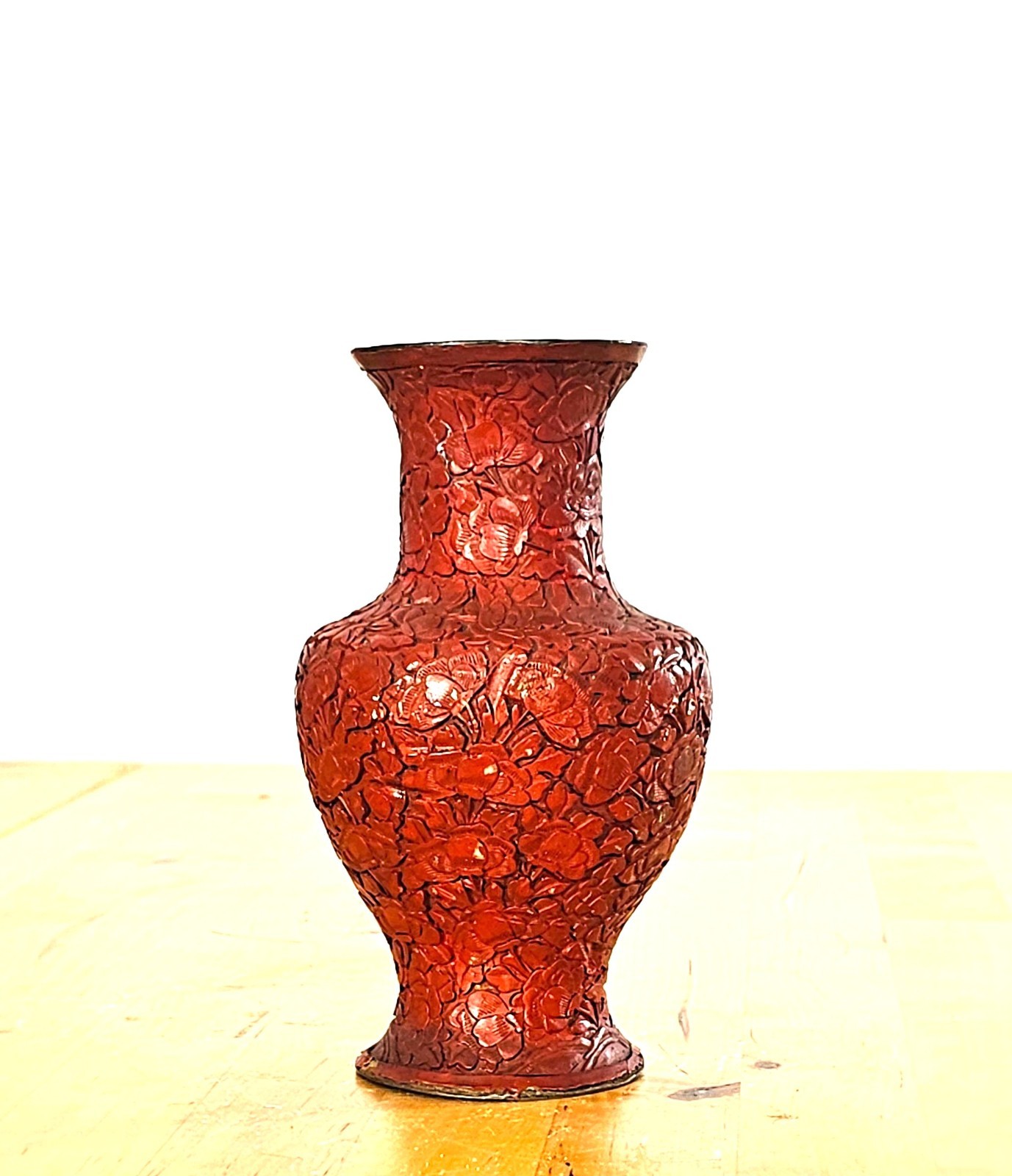 1950s Chinese Handcarved Red Cinnabar Vase Vintage 6.5” 1950s Chinese Handcarved Red Cinnabar Vase Vintage 6.5”