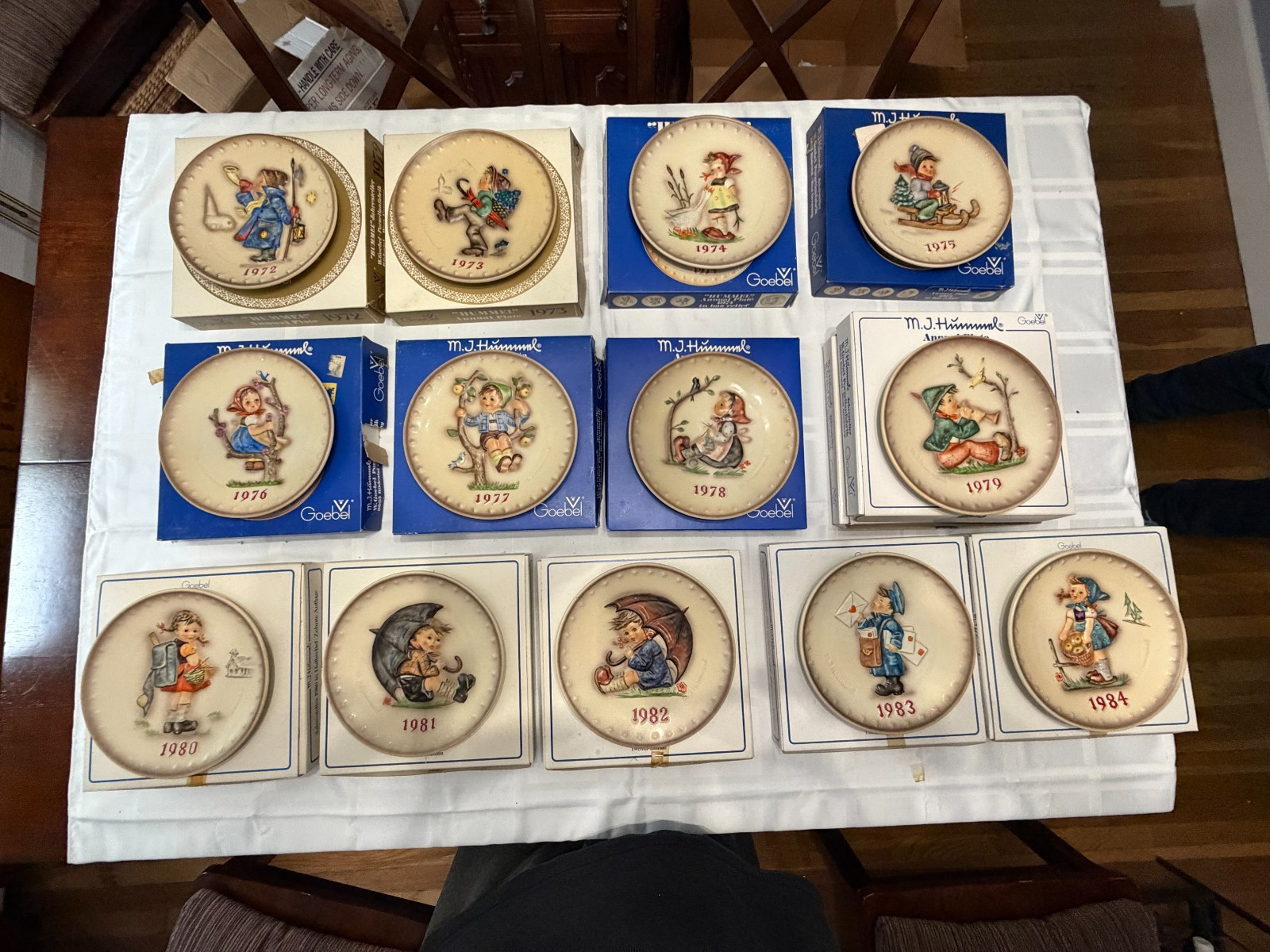 Lot of 14 Vintage Hummel 1972-1984 Annual Plates Base Relief Goebel in Boxes Lot of 14 Vintage Hummel 1972-1984 Annual Plates Base Relief Goebel in Boxes