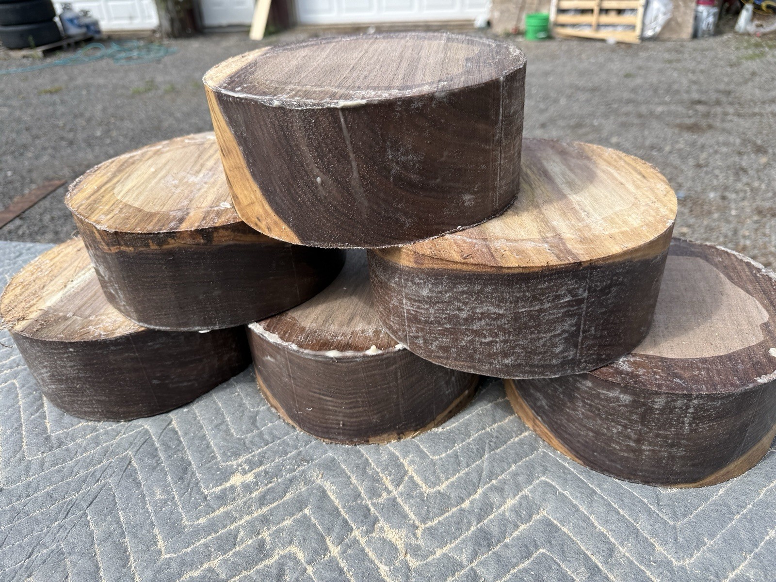 Nice BLACK WALNUT TURNING LATHE 8x3” 1 Pcs