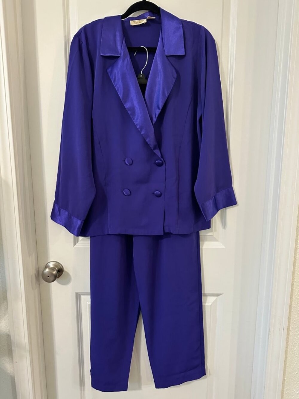 Victoria\'s Secret Purple Satin Pajama Set — Small