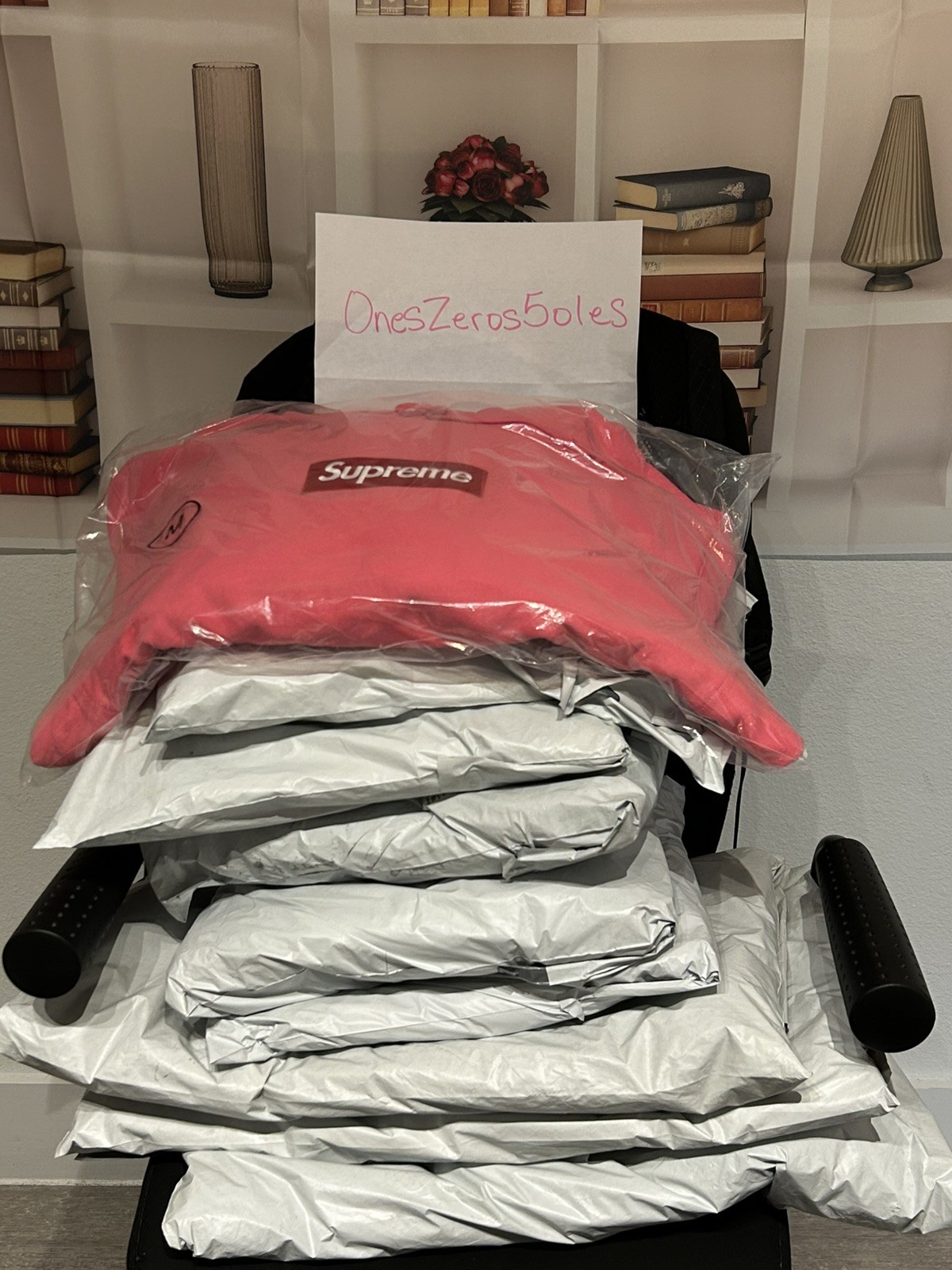 Supreme FW25 Box Logo Hooded Sweatshirt  Magenta Pink 100% Authentic Sz MEDIUM
