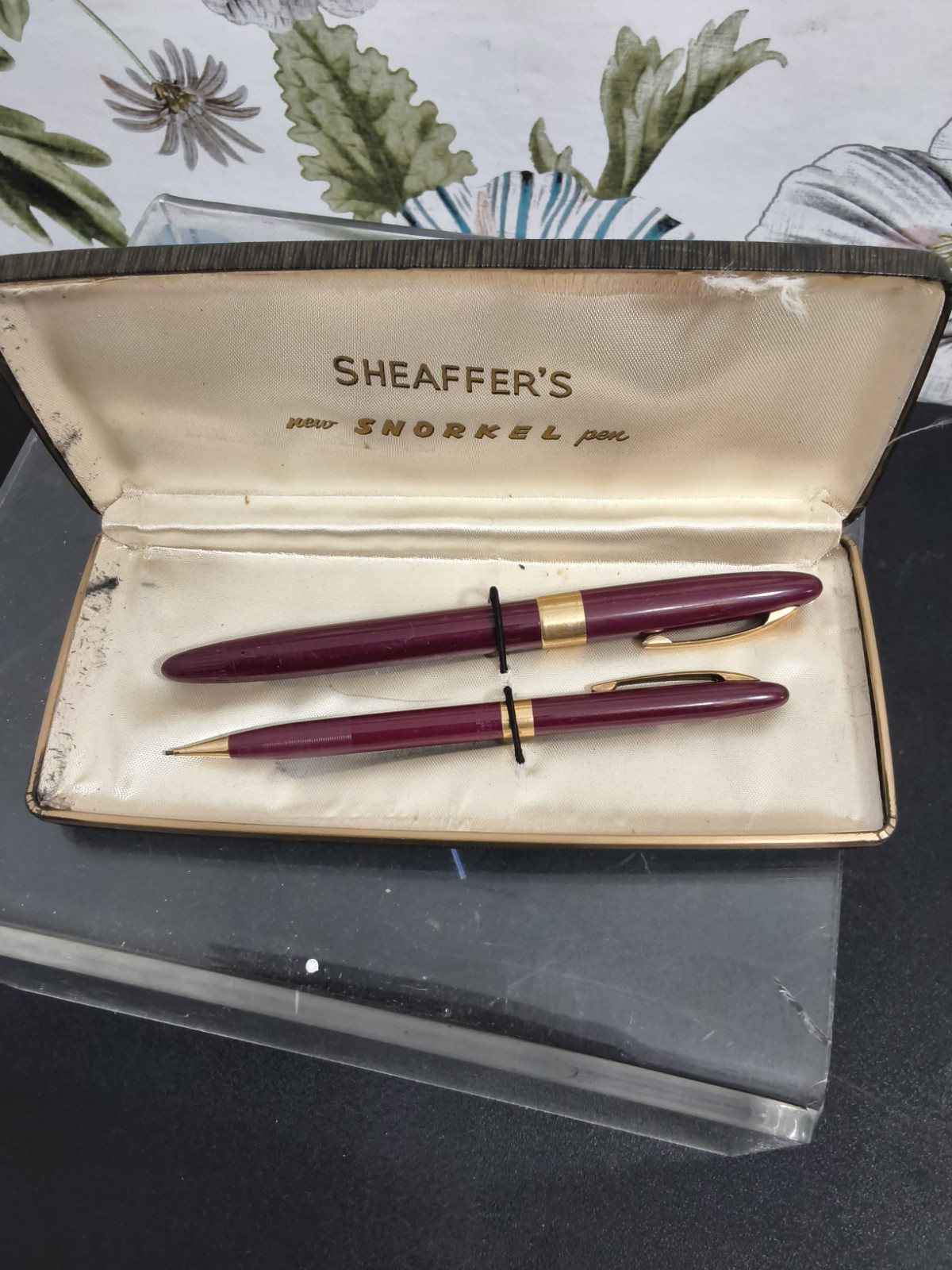 Vintage Burgundy WhiteSheaffer\'s Admiral Snorkel 14k Nib Fountain Pen Pencil Set