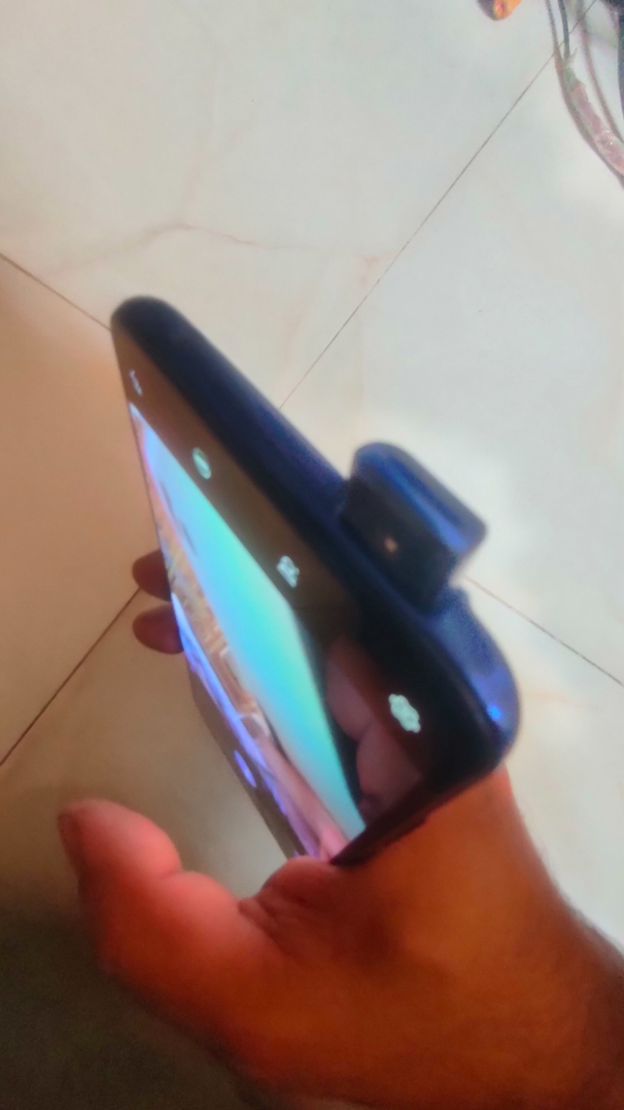 Vivo V15 Pro 256GB 6GB RAM 48MP & 32MP Pop-Up Camera Original Used - Fast Ship Vivo V15 Pro 256GB 6GB RAM 48MP & 32MP Pop-Up Camera Original Used - Fast Ship