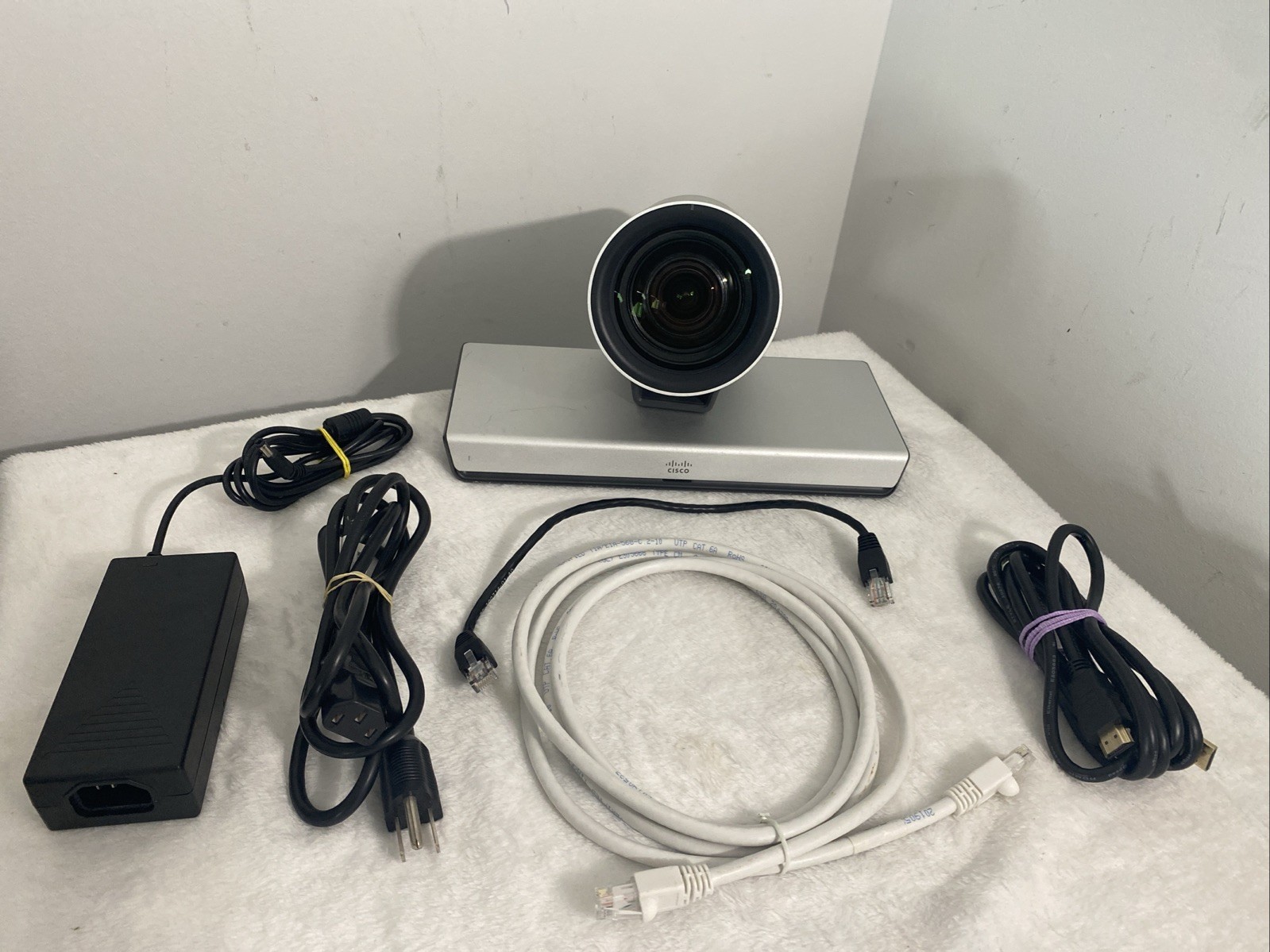Cisco CTS-P60 Camera TTC8-07 Video Conferencing Camera CTS-CAM-P60 W AC &Cables Cisco CTS-P60 Camera TTC8-07 Video Conferencing Camera CTS-CAM-P60 W AC &Cables